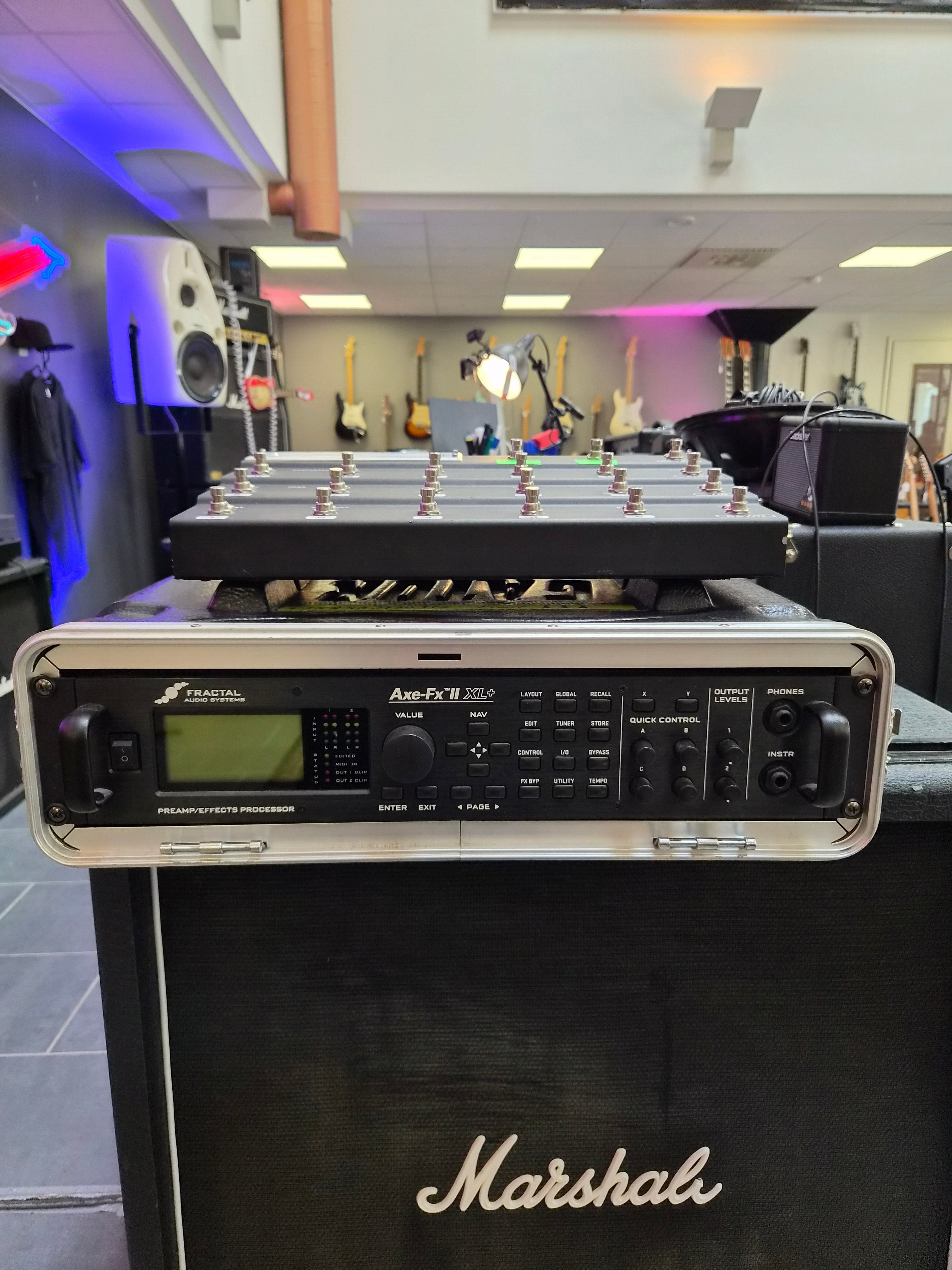 Fractal Axe-Fx II XL+ w/ MFC-101 Midi Foot Controller – Tonefest