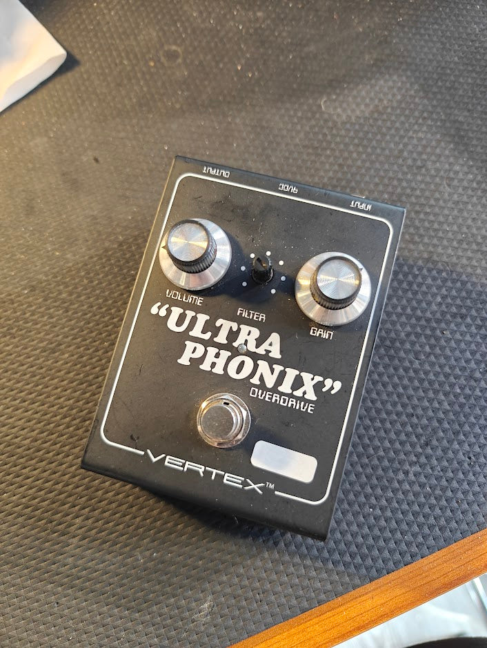 ギター VERTEX ULTRA PHONIX overdrive Vertex Effects Ultraphonix Overdrive Pedal Reviews | Sweetwater