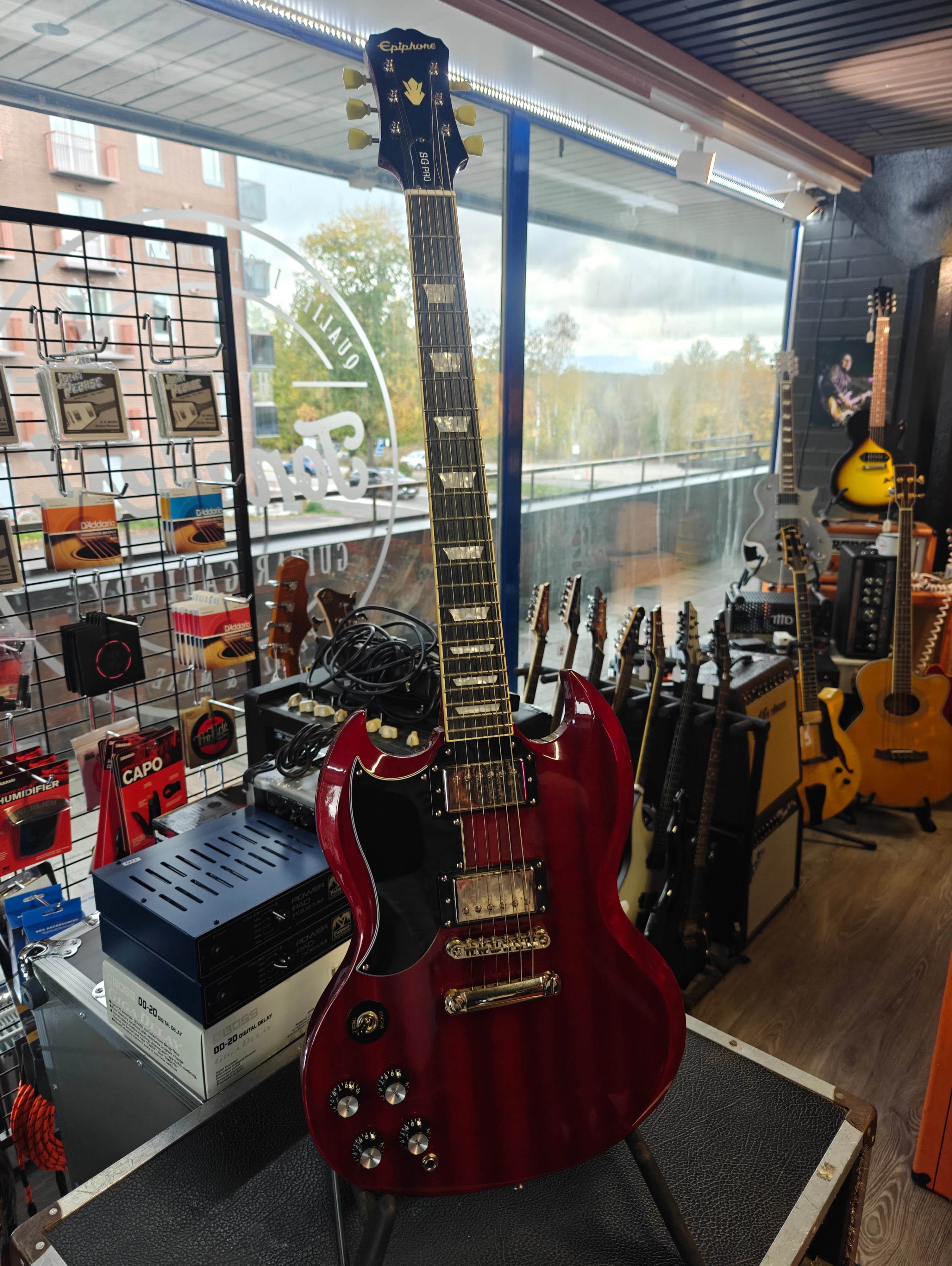 Epiphone SG Standard 60s Vintage Cherry Lefty – Tonefest Guitar