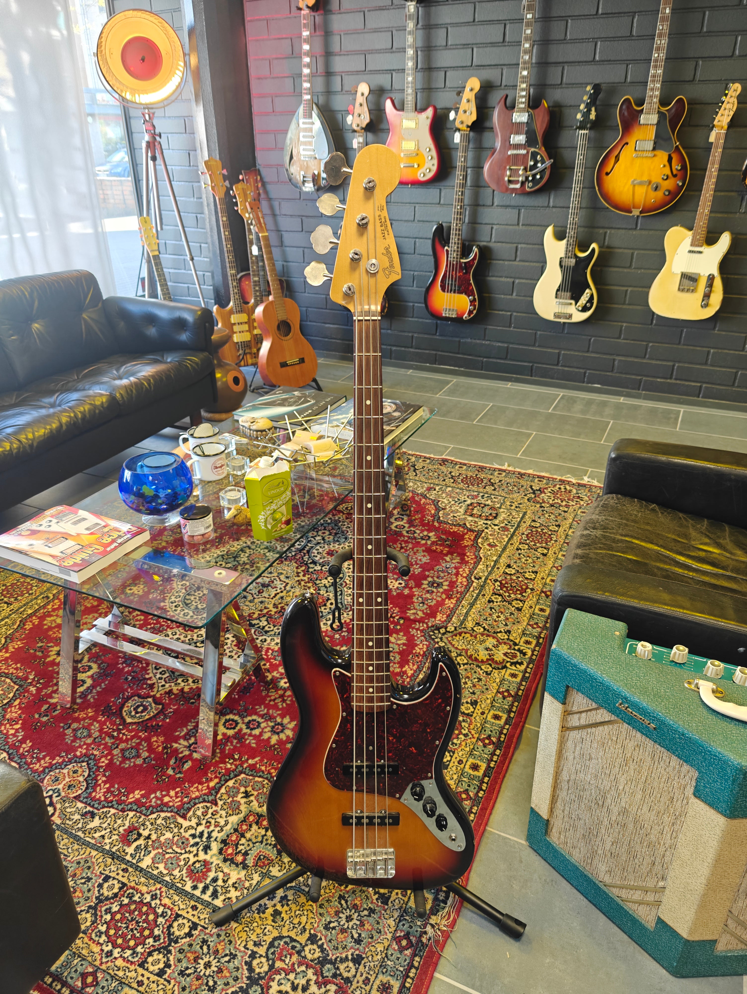 Fender Jazz Bass JB-62 Crafted in Japan 1998 – Tonefest Guitar Gallery