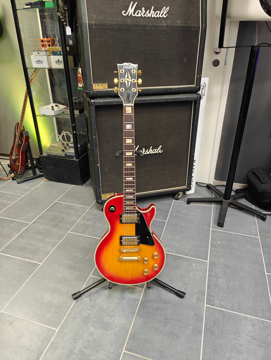 Iwama Les Paul Custom -style Guitar 1970s Made in Japan (Kizo
