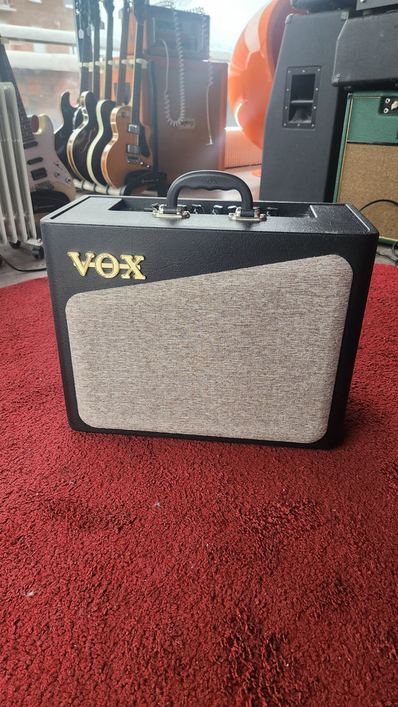 VOX AV15 Tonefest Guitar Gallery