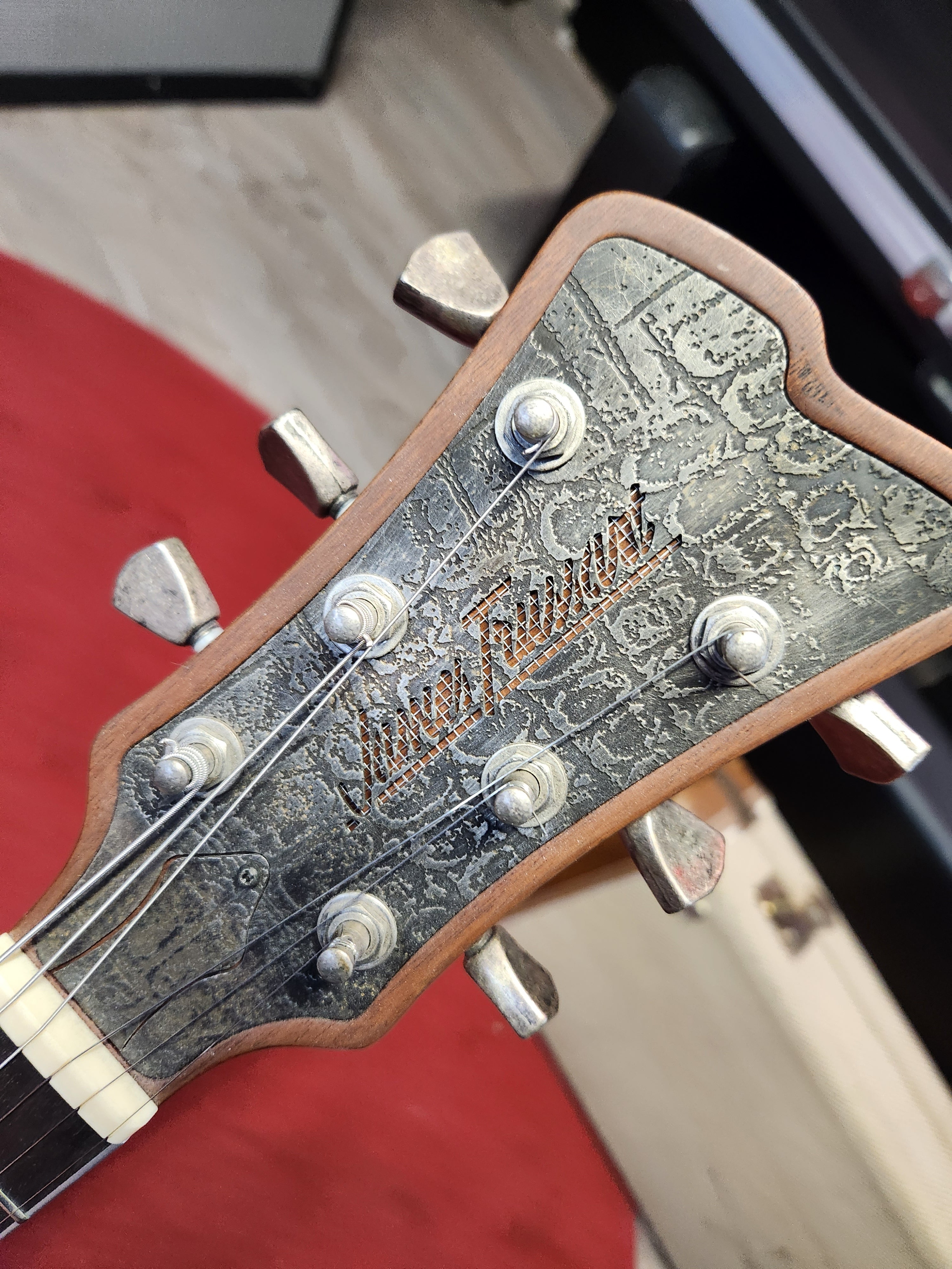 James Trussart Steel Deville 2010