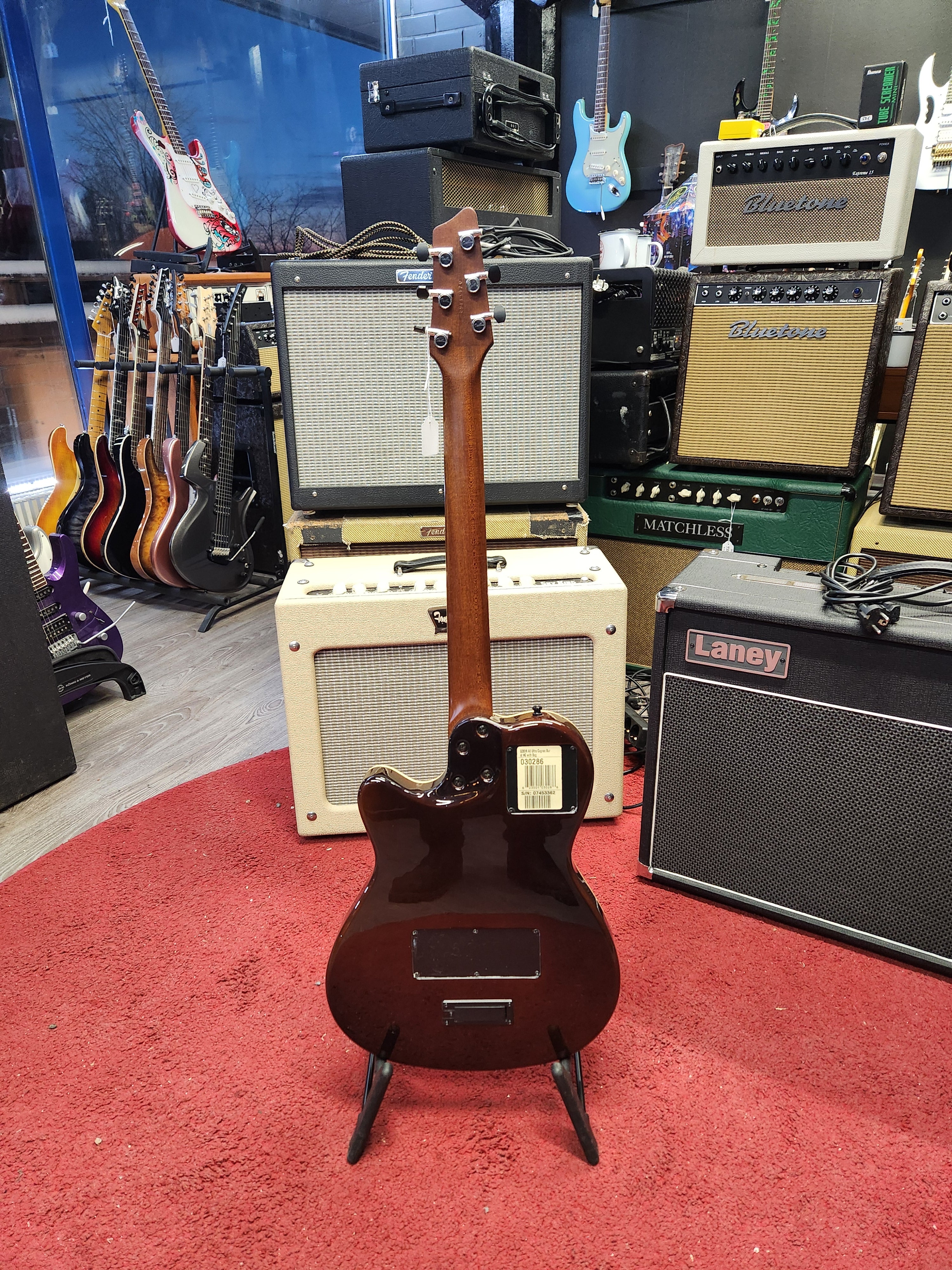 Godin A6 Ultra