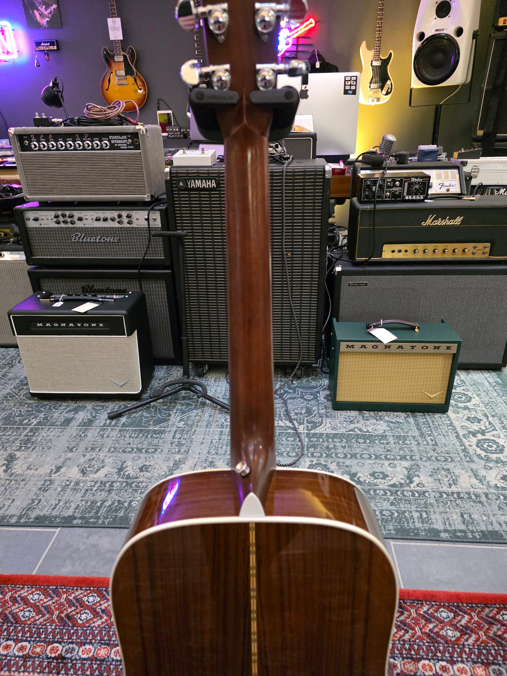 Martin D-28