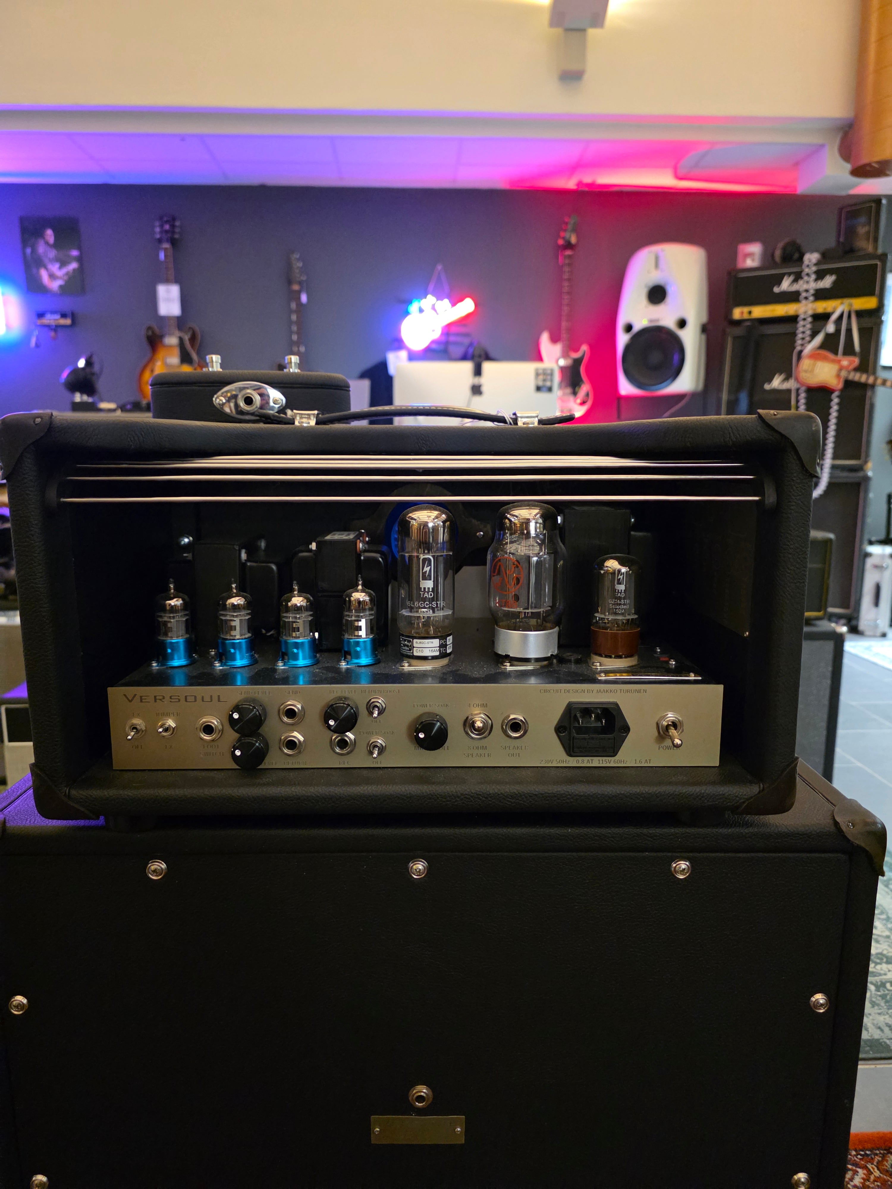 Versoul Amp & Cab #012 w/ flight cases