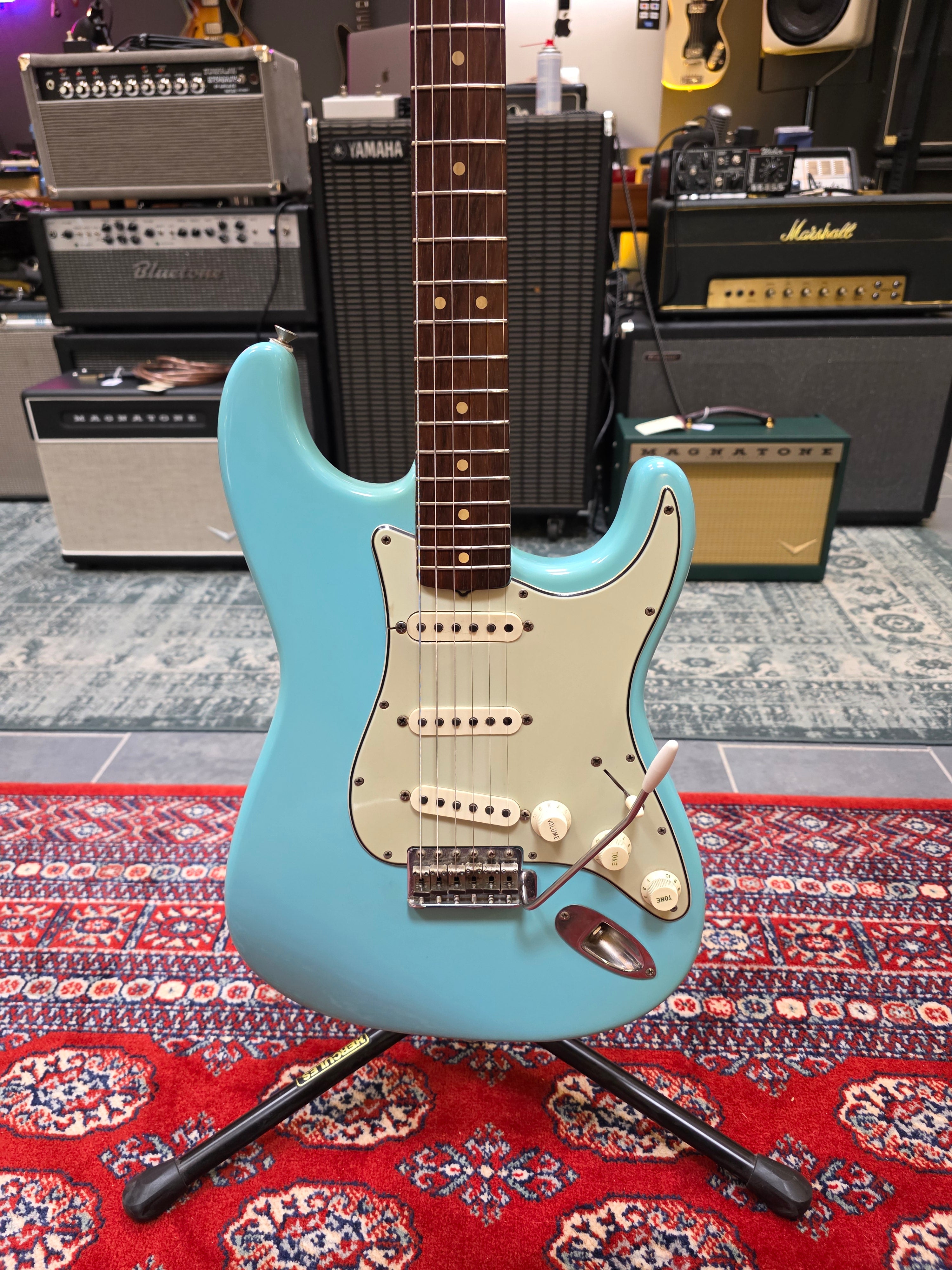Fender Stratocaster 1964 Pre-CBS Refin Daphne Blue