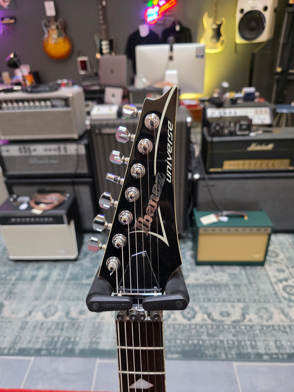 Ibanez UV777P