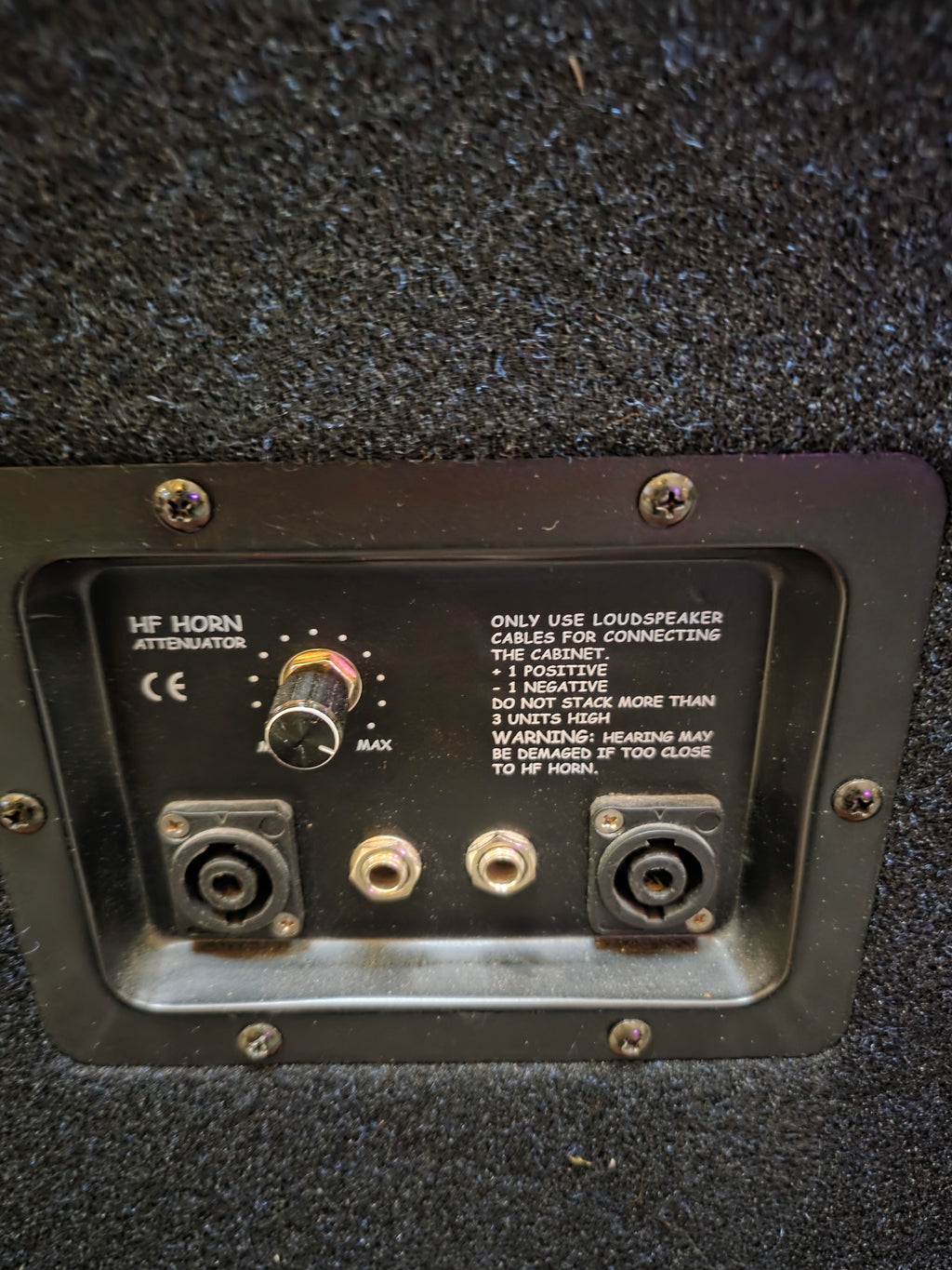 Warwick Pro Fet 3.3 w/ Warwick 4x10" Cabinet