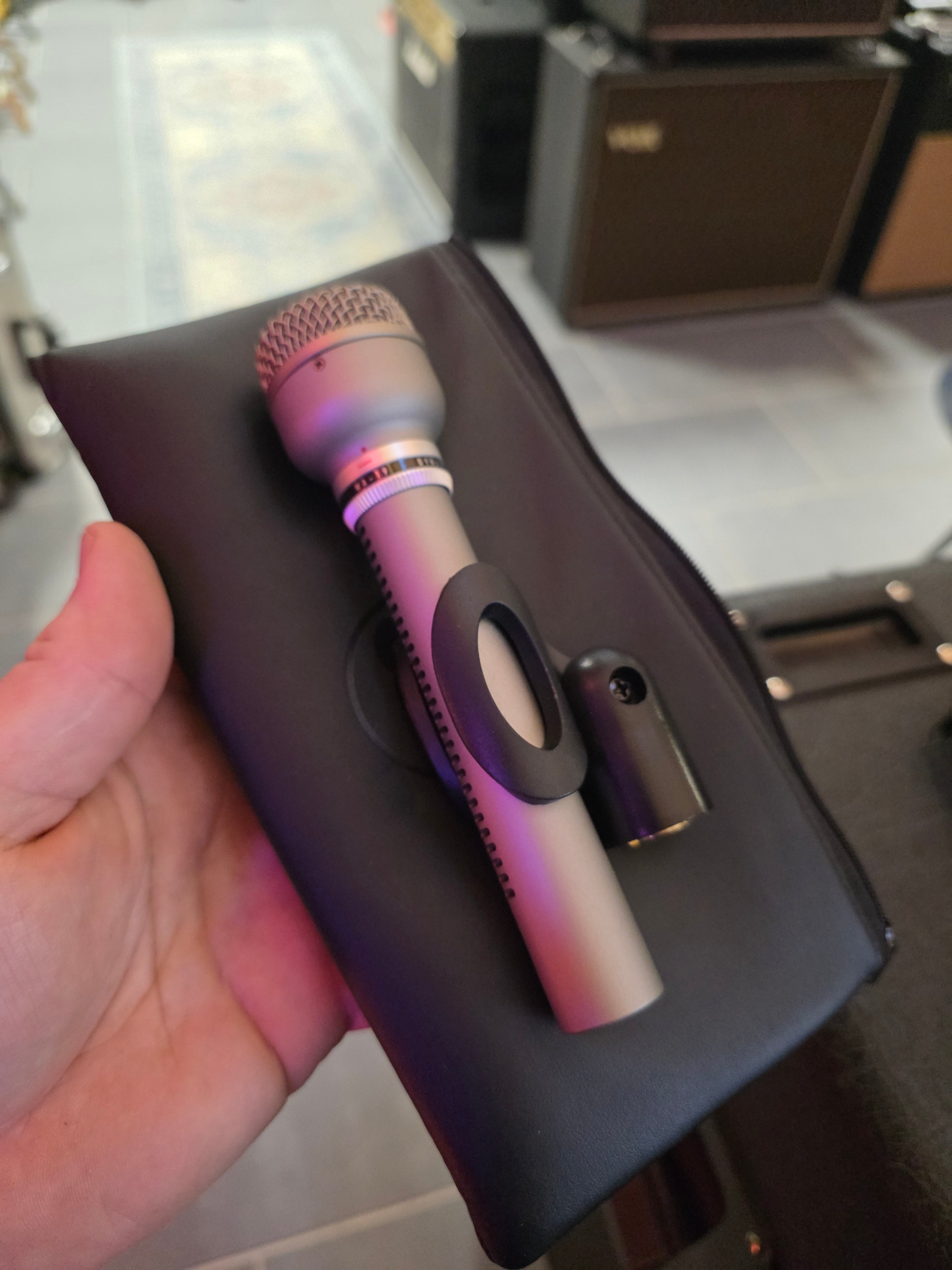 Warm Audio WA-19