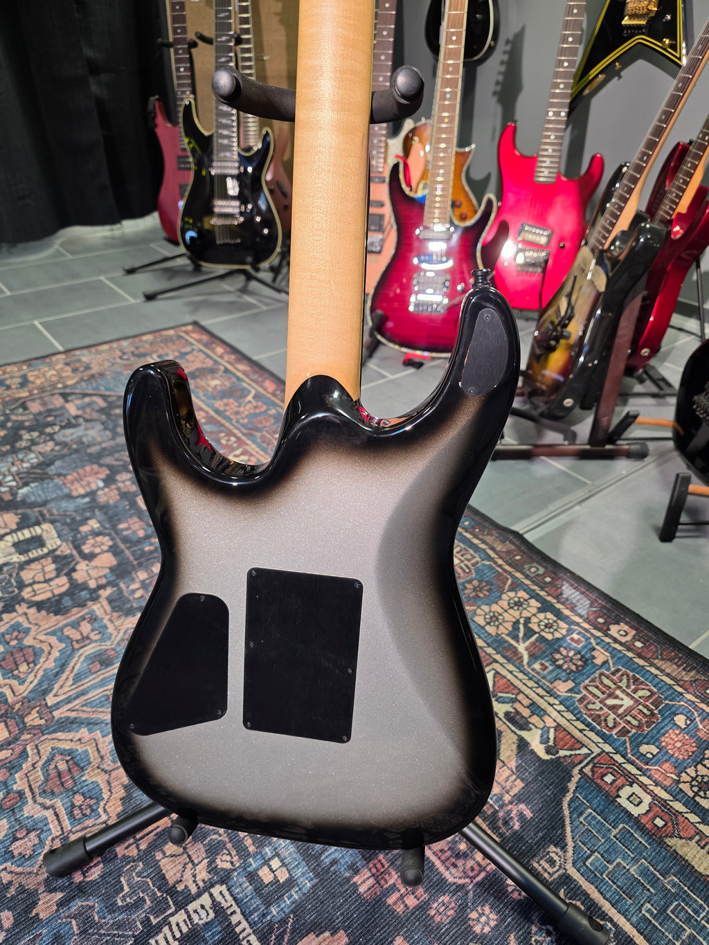 Jackson Scott Ian Signature T1000 Soloist 2H w/ Floyd Rose