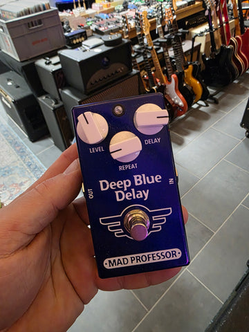 Mad Professor Deep Blue Delay