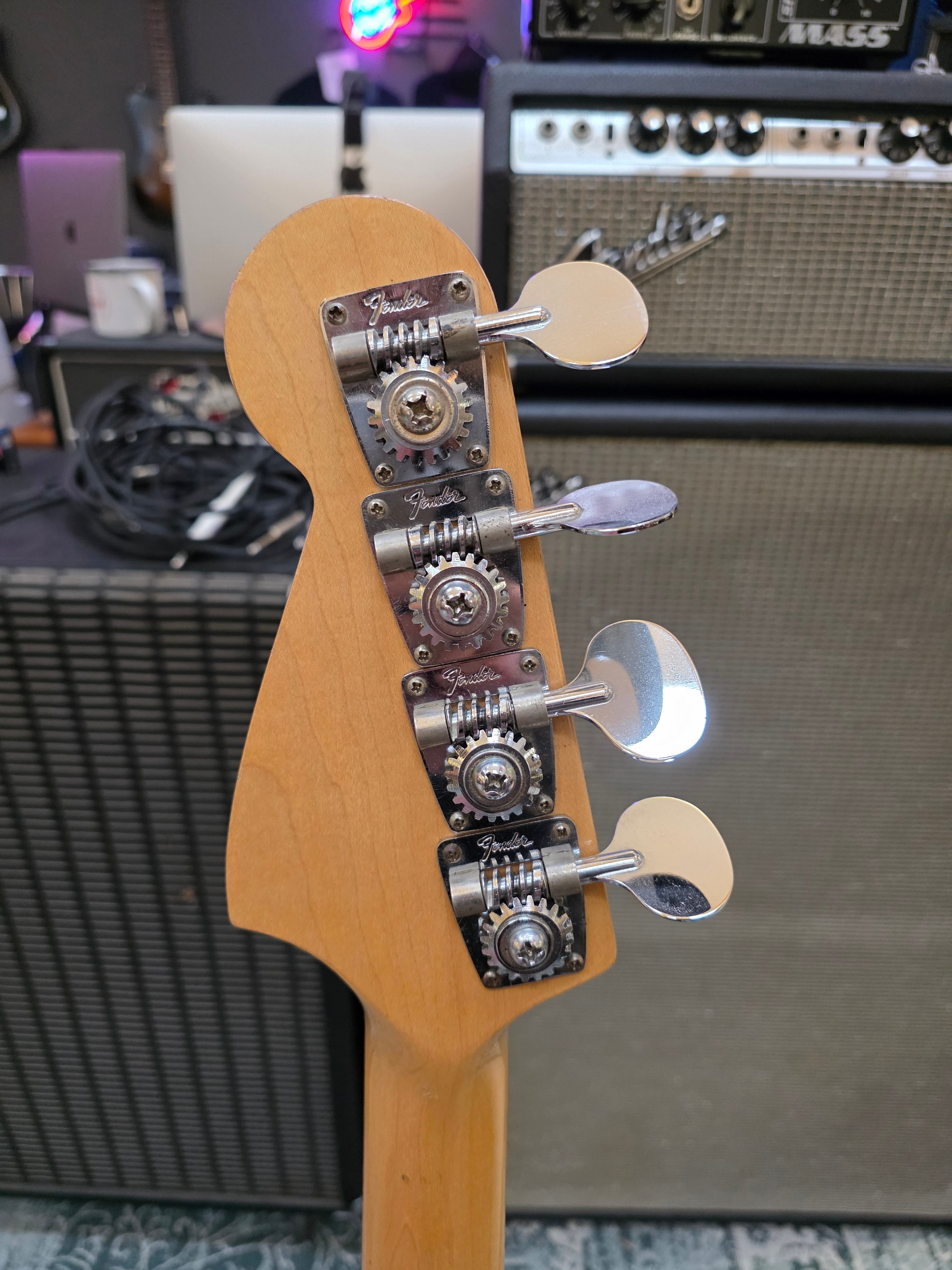 Fender Mustang Bass 1969 Refin