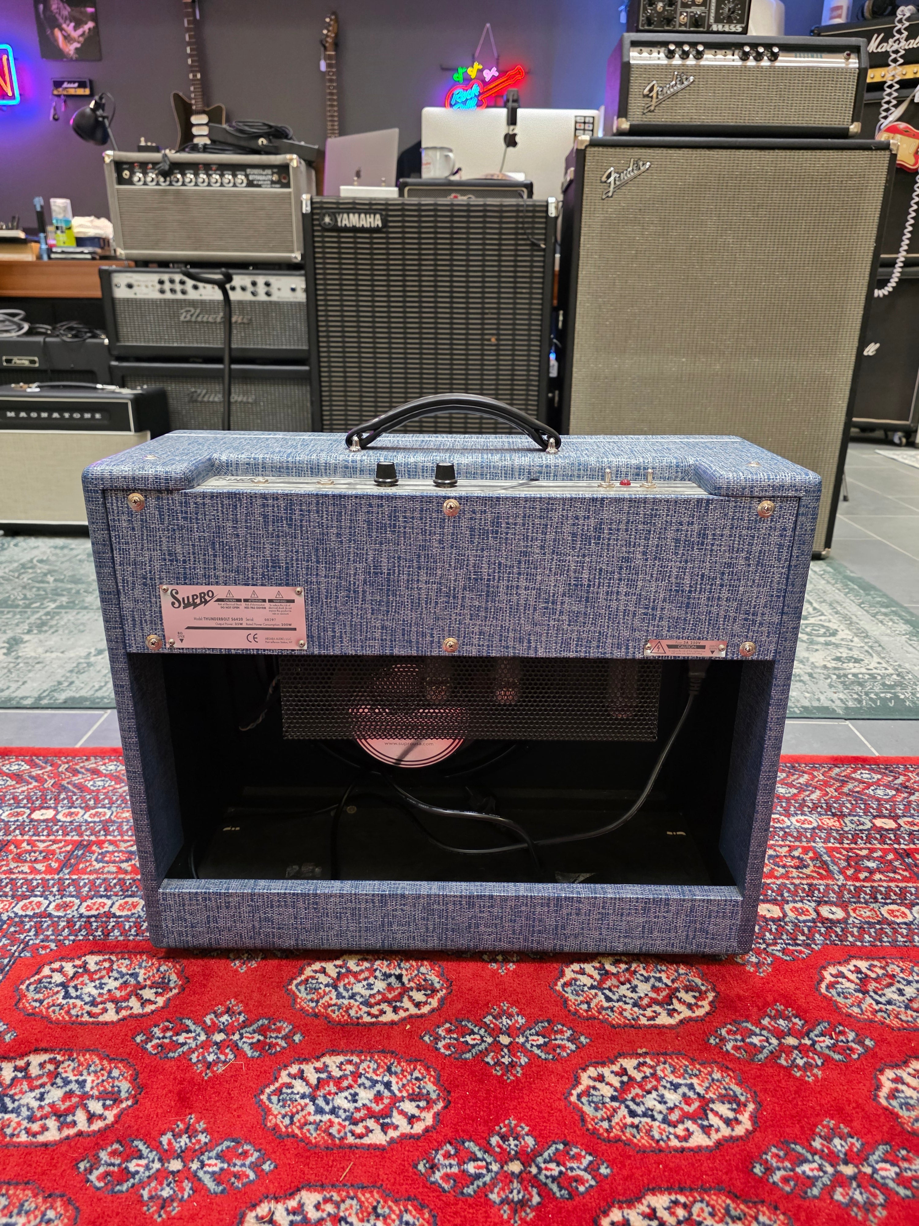 Supro Thunderbolt S6420