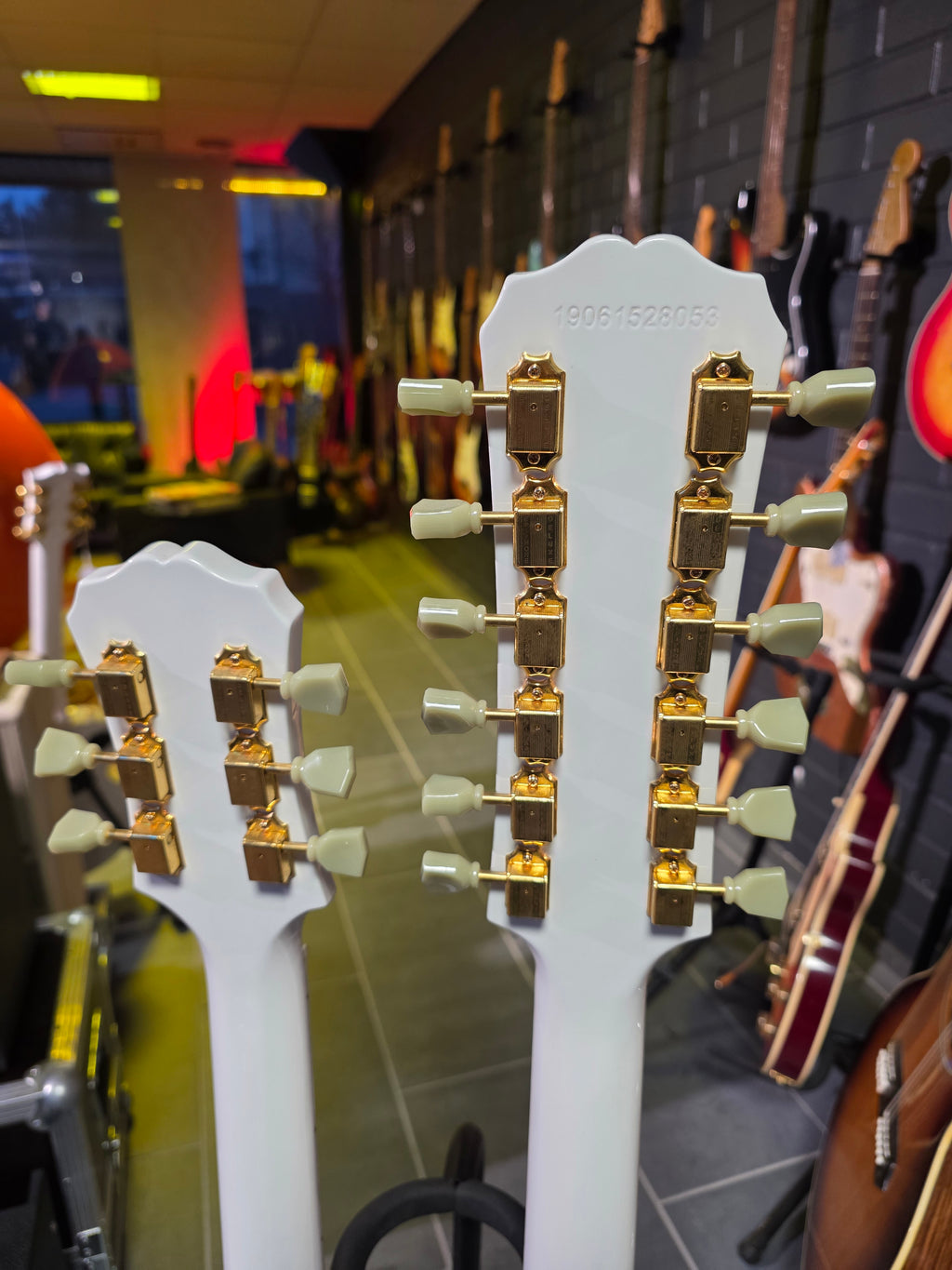 Epiphone G-1275 Custom Doubleneck in Alpine White