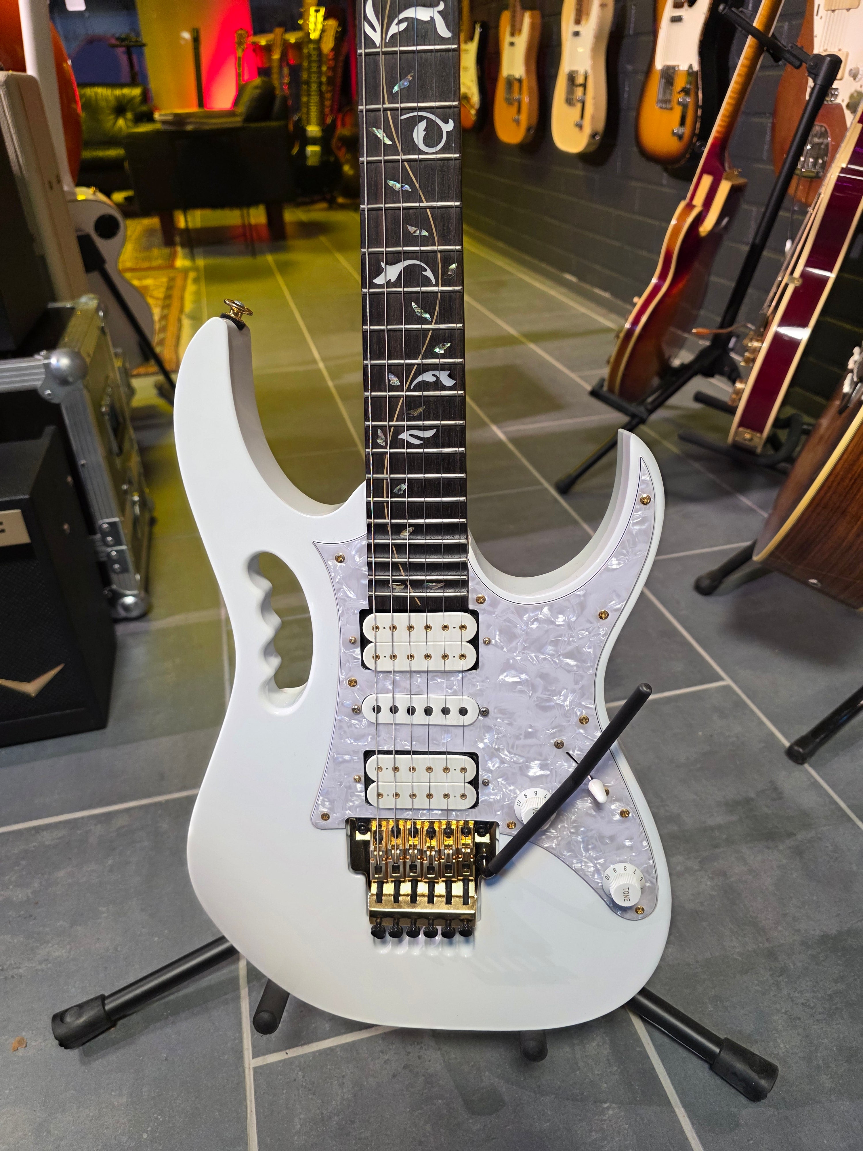 Ibanez Jem JEM7V WH 2017 Japan – Tonefest Guitar Gallery
