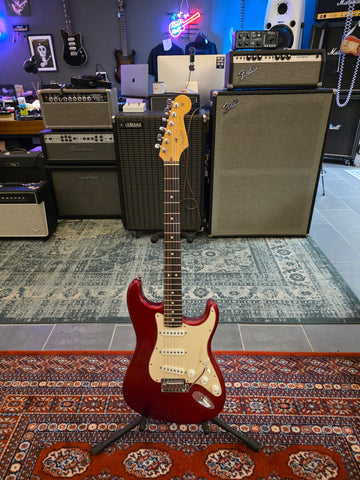 Fender American Stratocaster 2004 Candy Apple Red