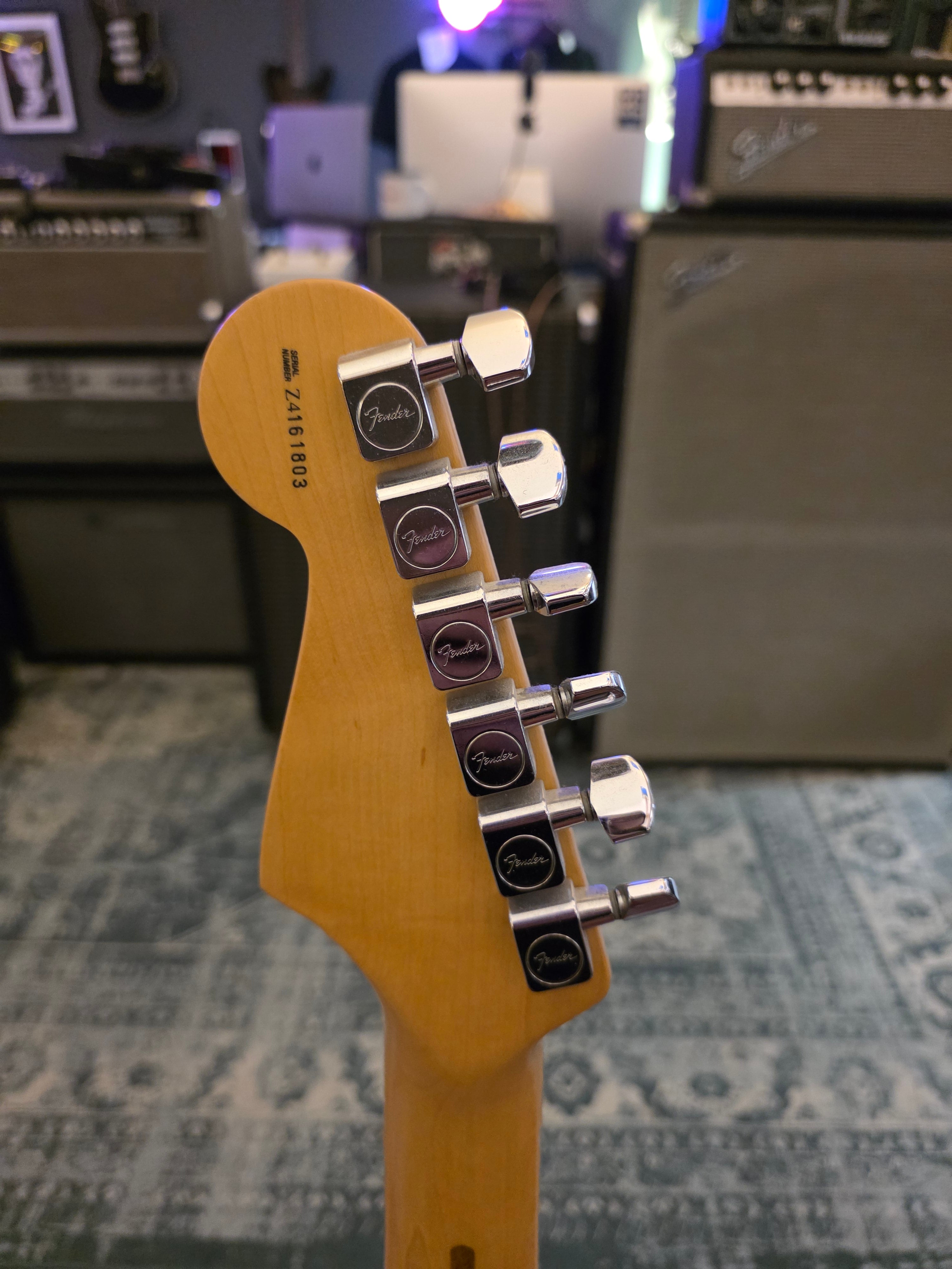 Fender American Stratocaster 2004 Candy Apple Red