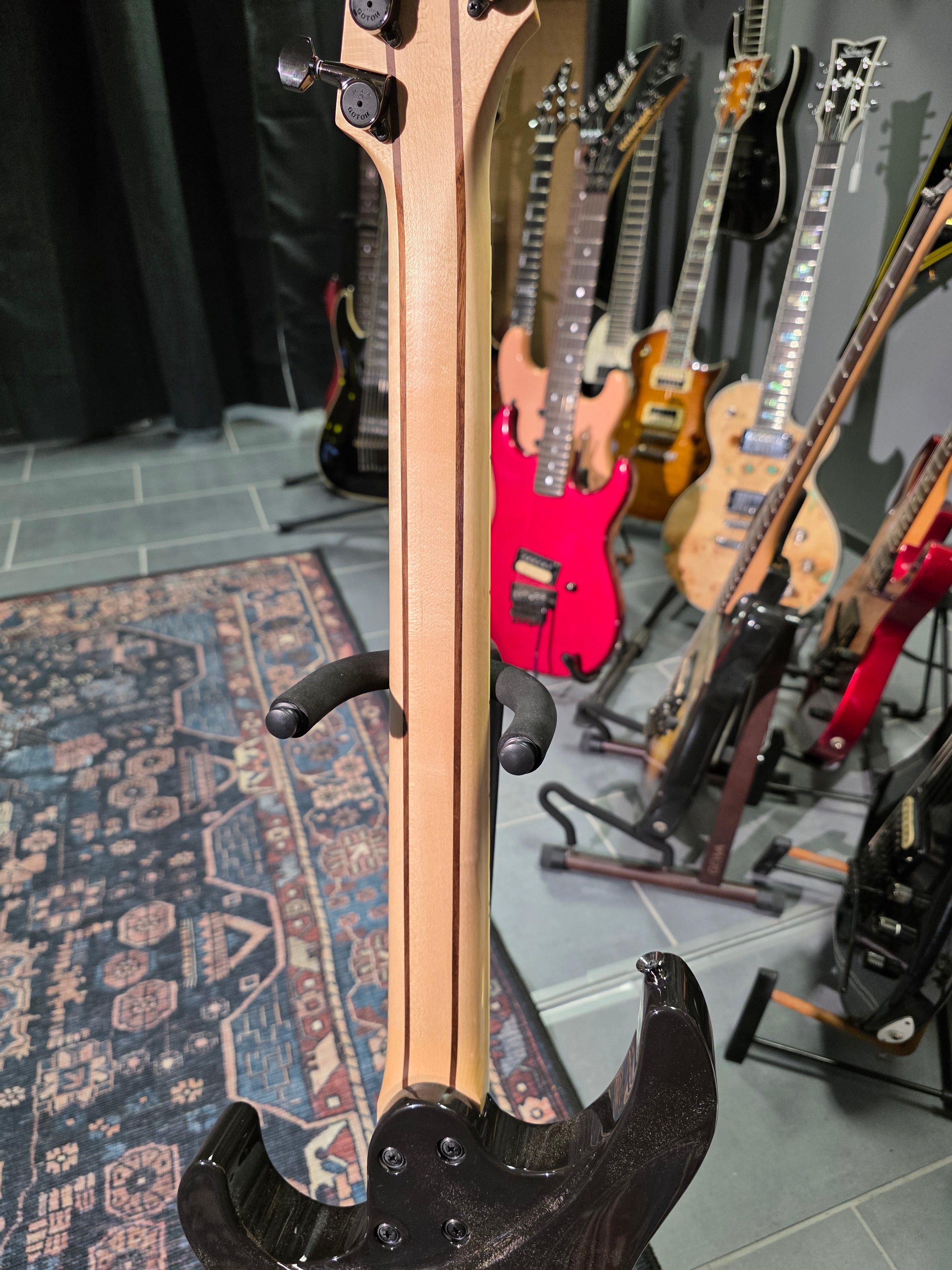 Caparison Horus M3 2022