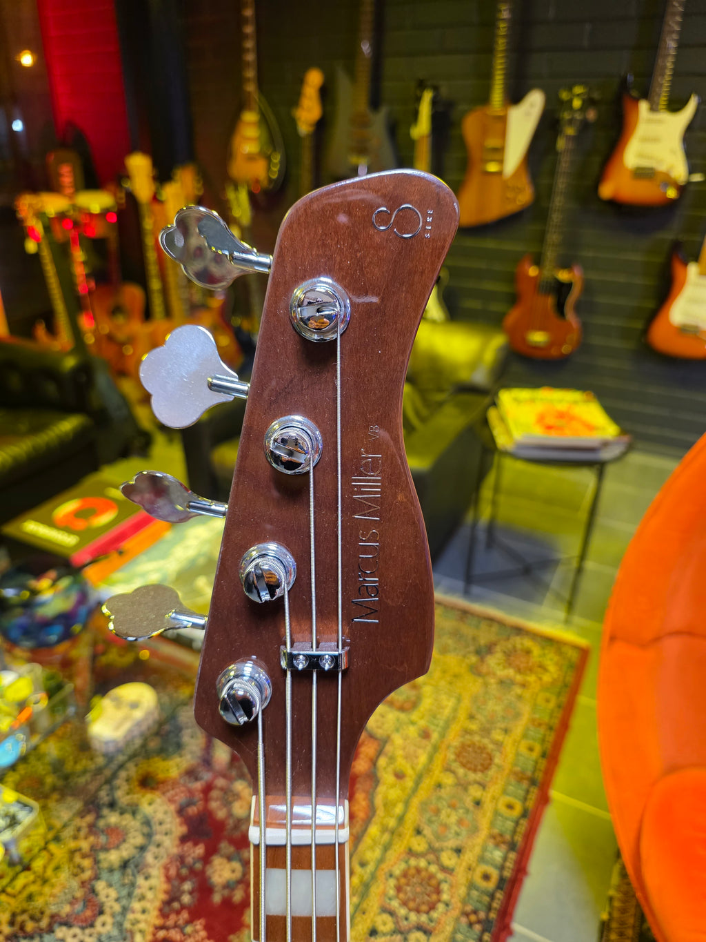 Sire Marcus Miller V8-4 Tobacco Sunburst
