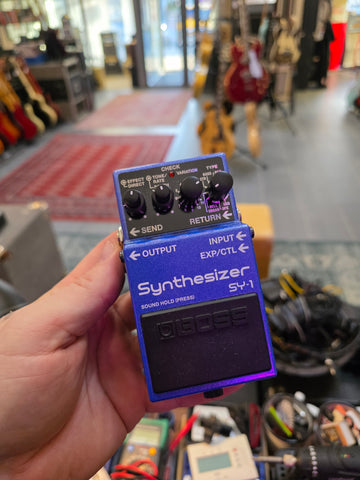 Boss Synthesizer SY-1
