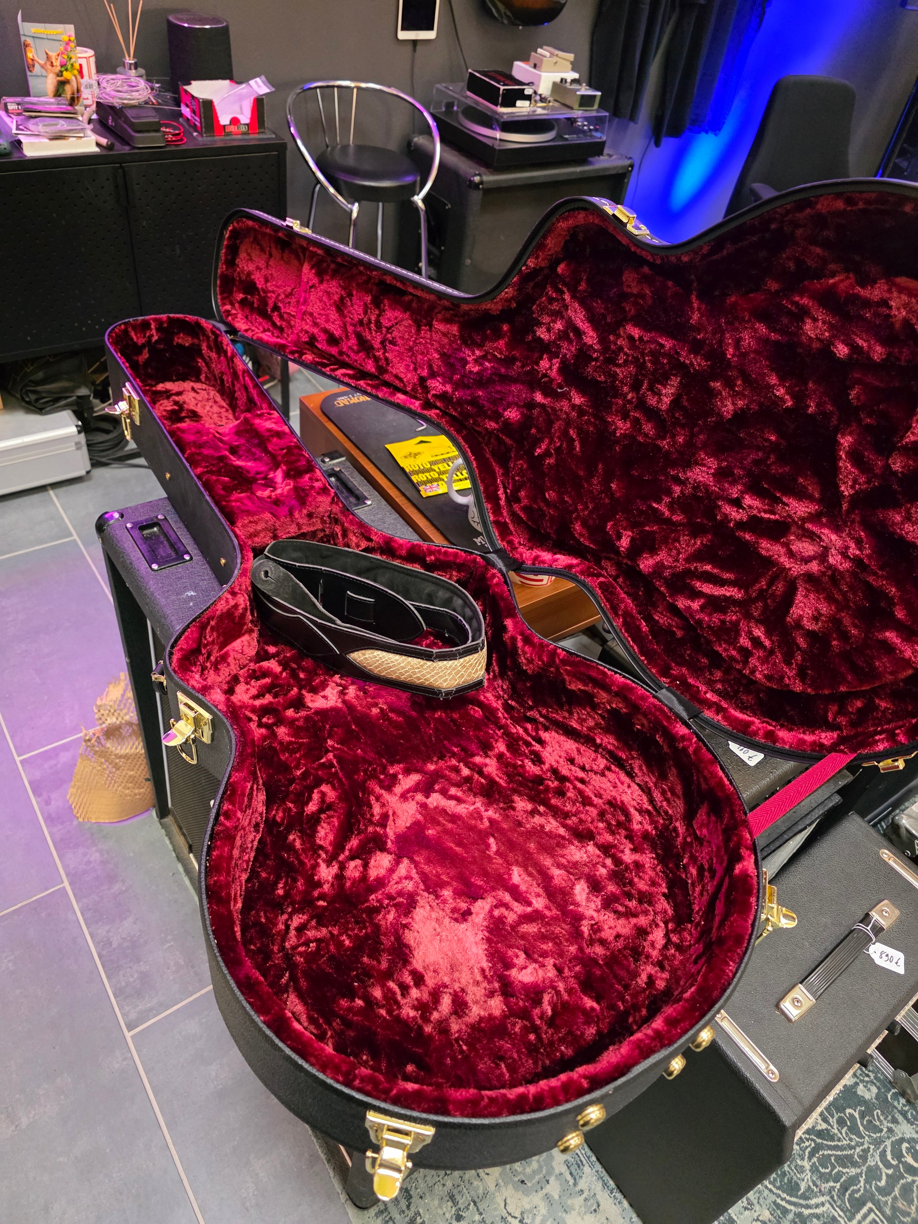Gretsch White Falcon G7593 2005