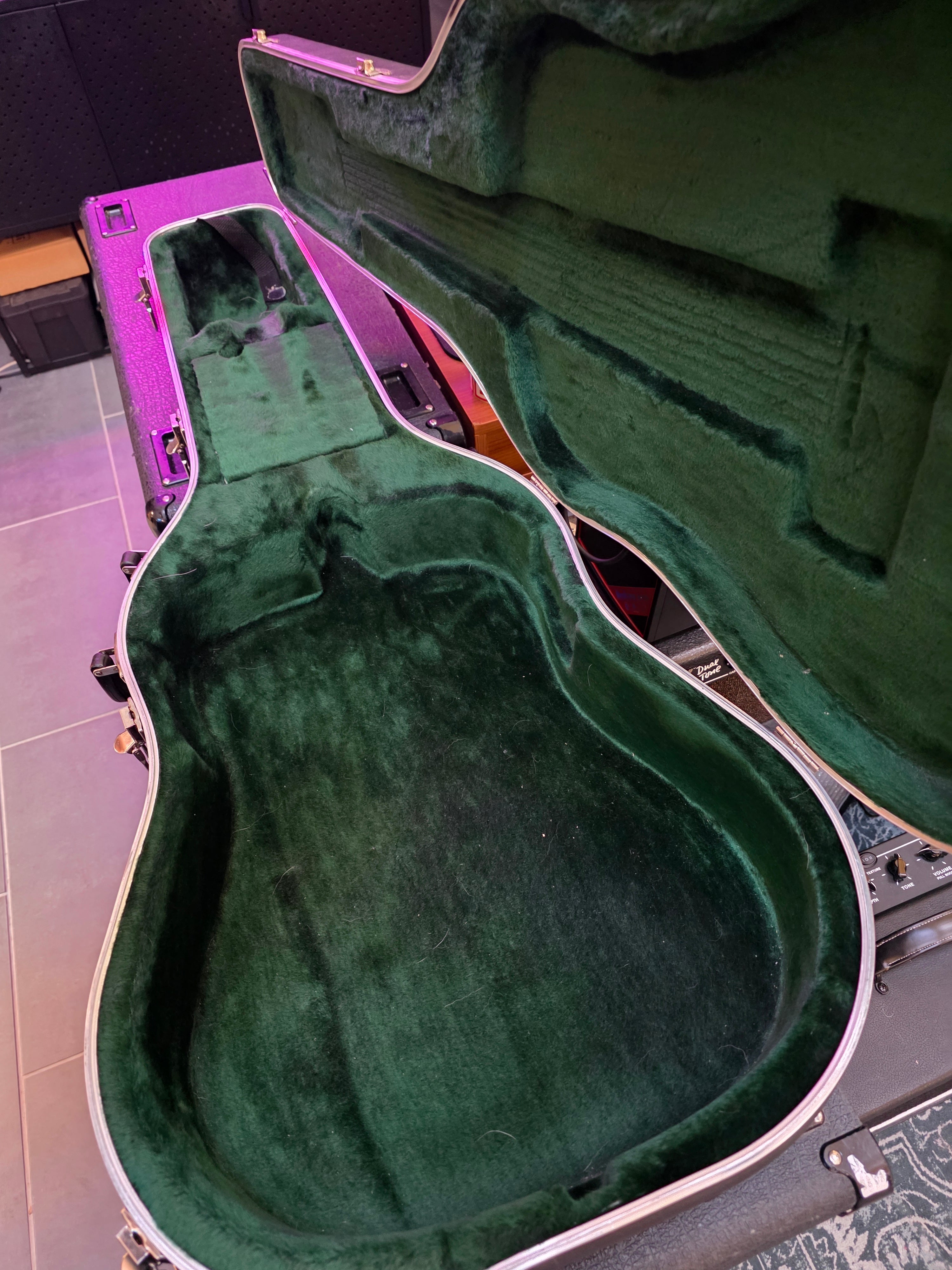 Martin HD-28 2001