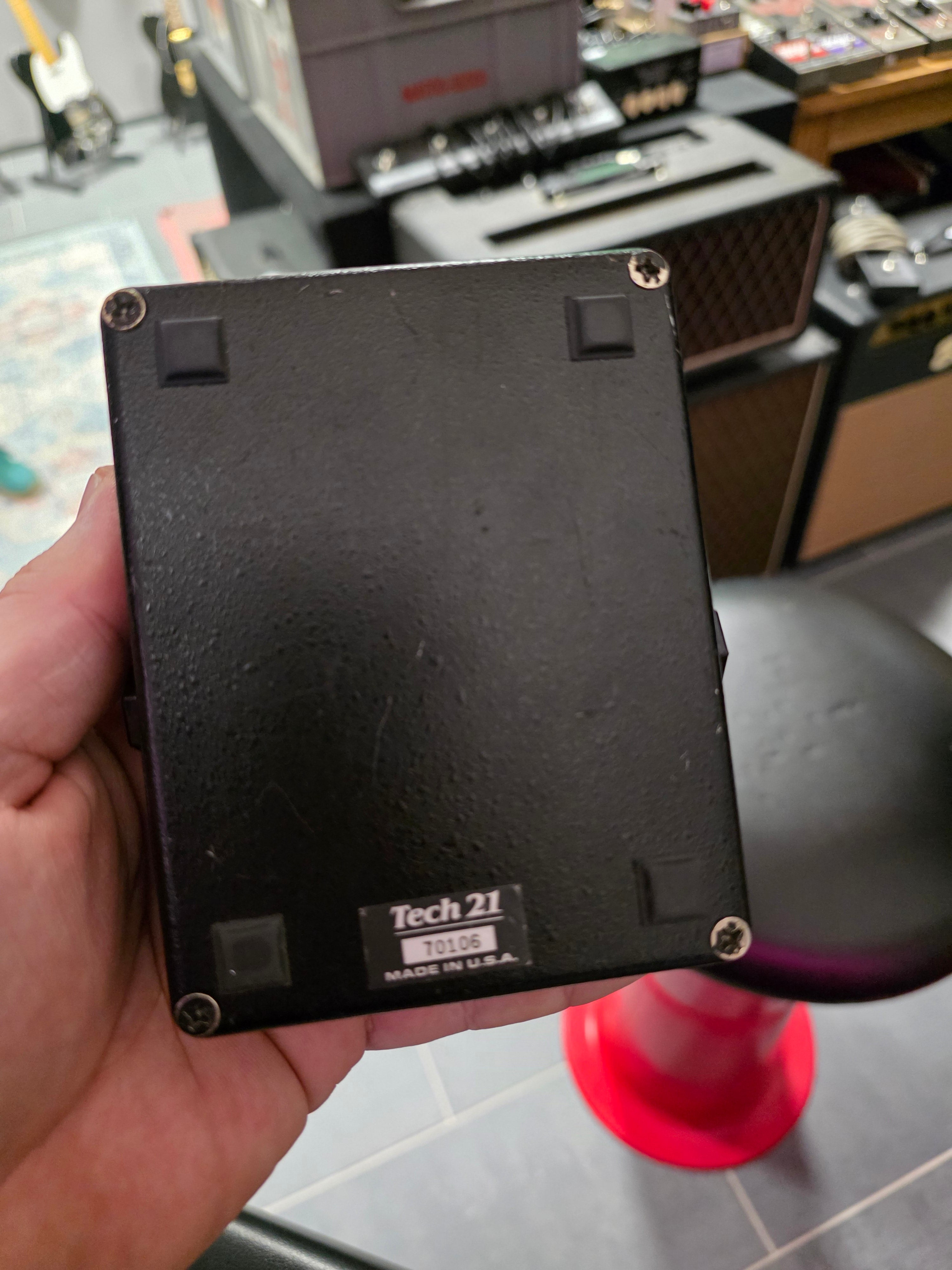 Tech 21 Nyc Sans Amp Original