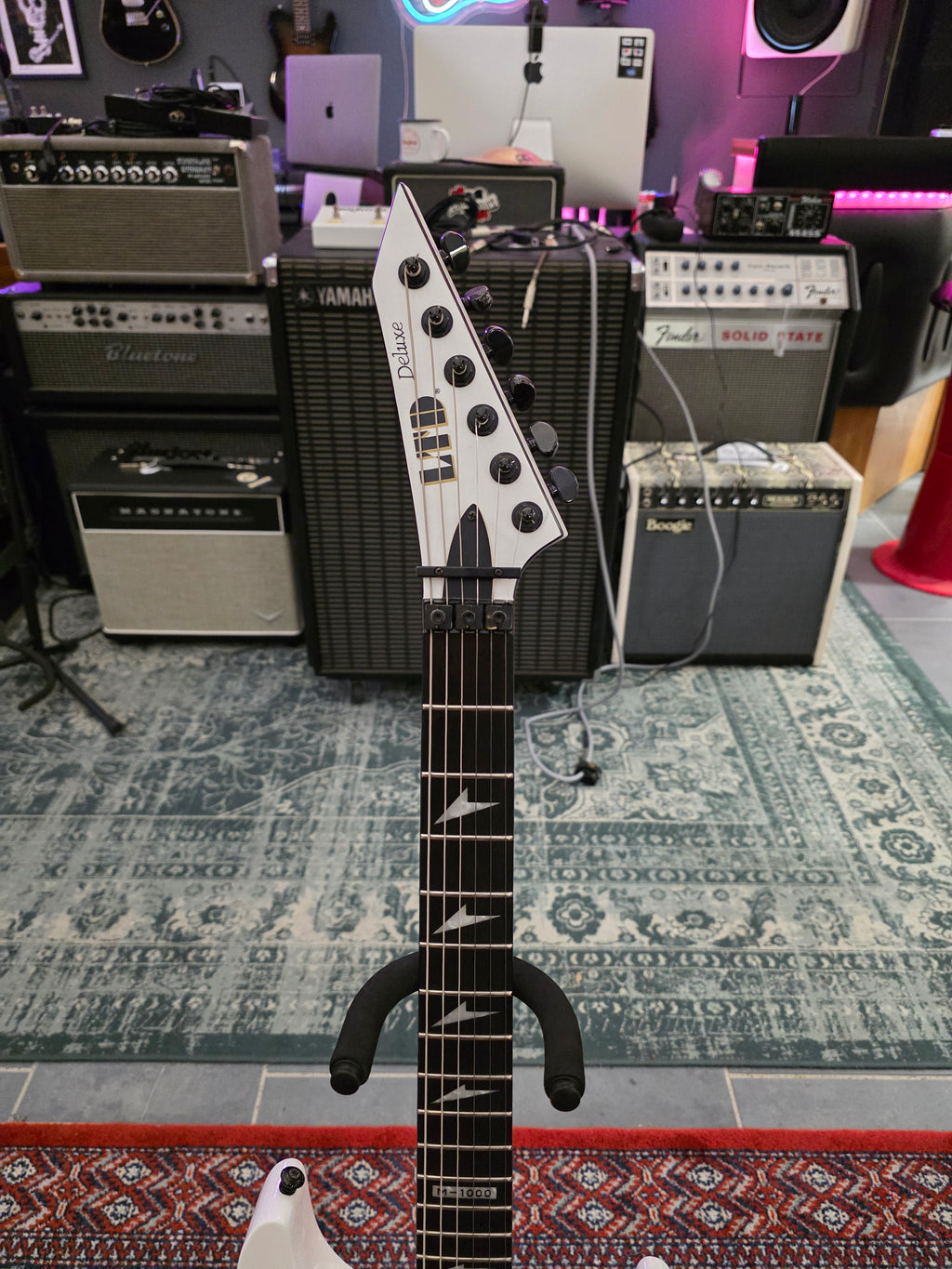 ESP LTD M-1000 Snow White
