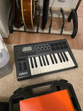 M-Audio Axiom