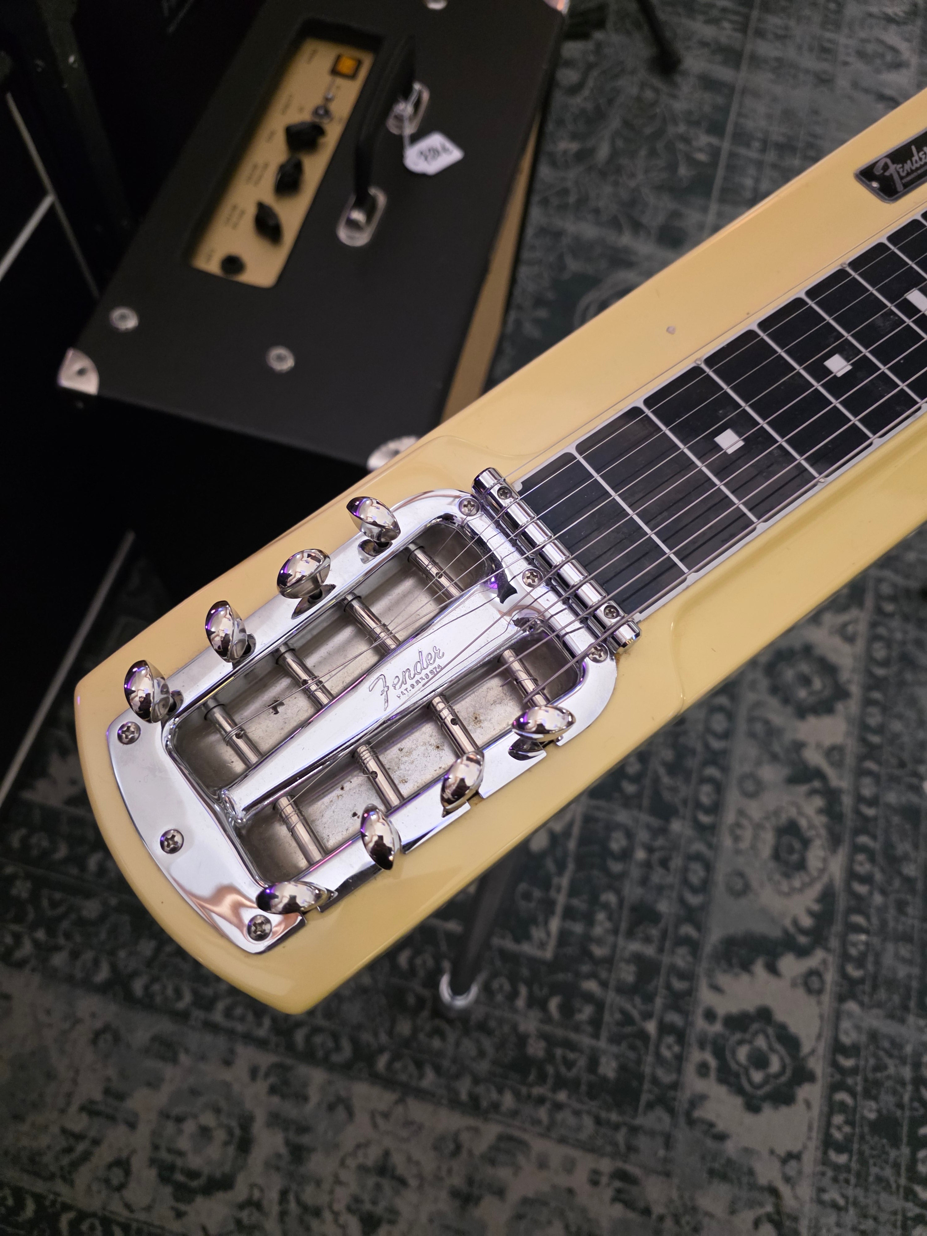 Fender Deluxe 8 Lap Steel 22,5" Scale Made in Japan