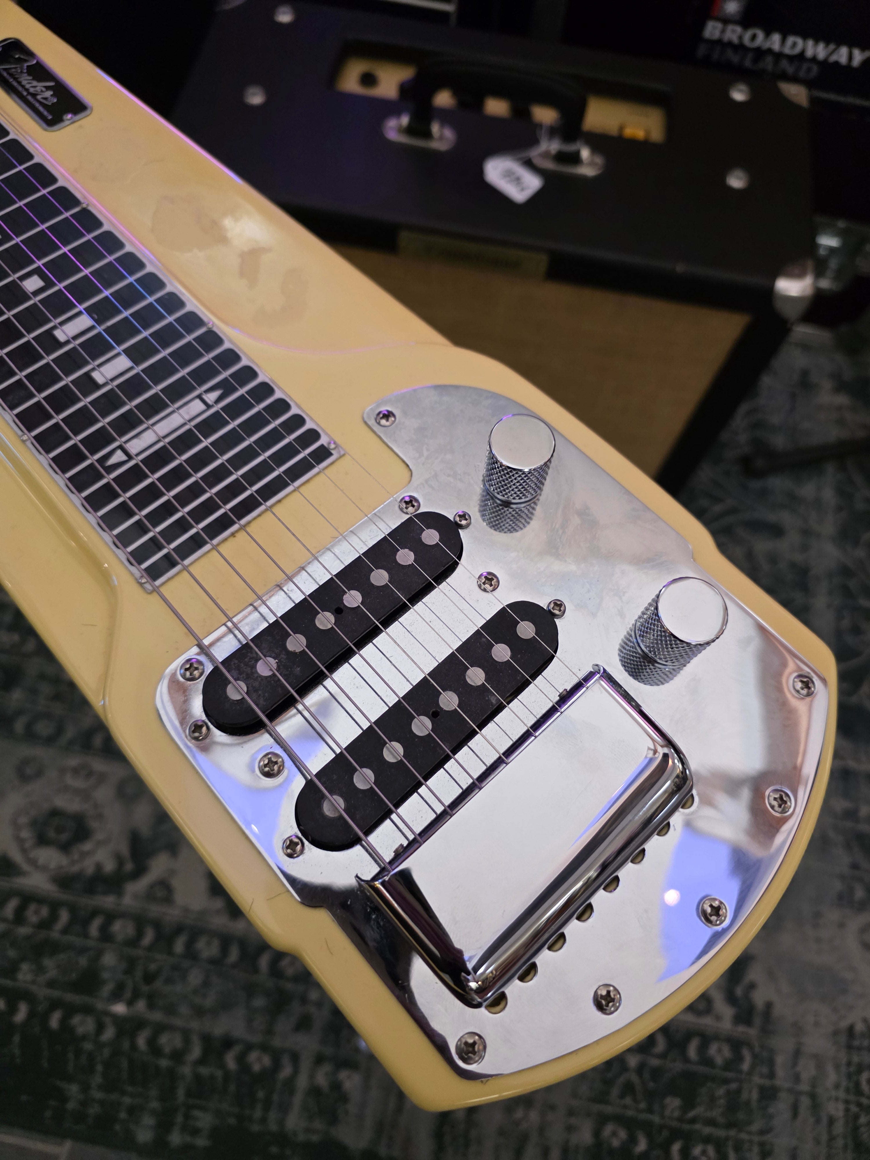 Fender Deluxe 8 Lap Steel 22,5" Scale Made in Japan