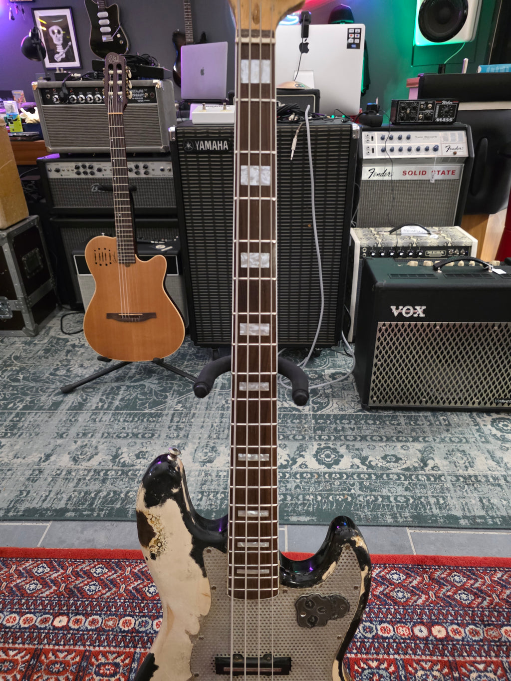 Helsinki Rock´n´Roll Shop "JD Custom" ex-Eve