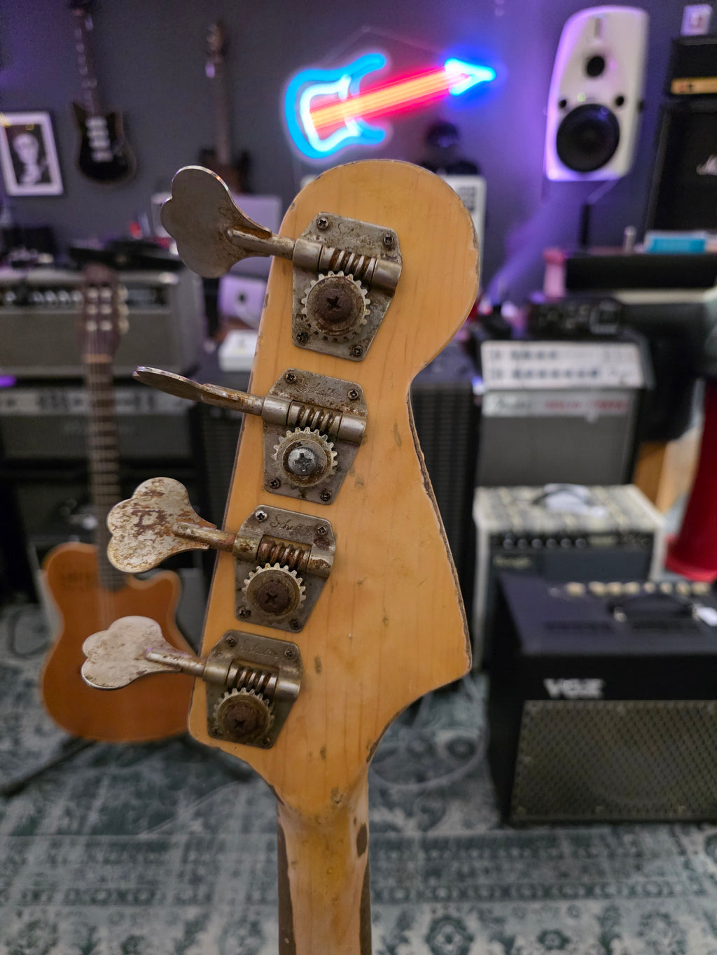 Helsinki Rock´n´Roll Shop "JD Custom" ex-Eve