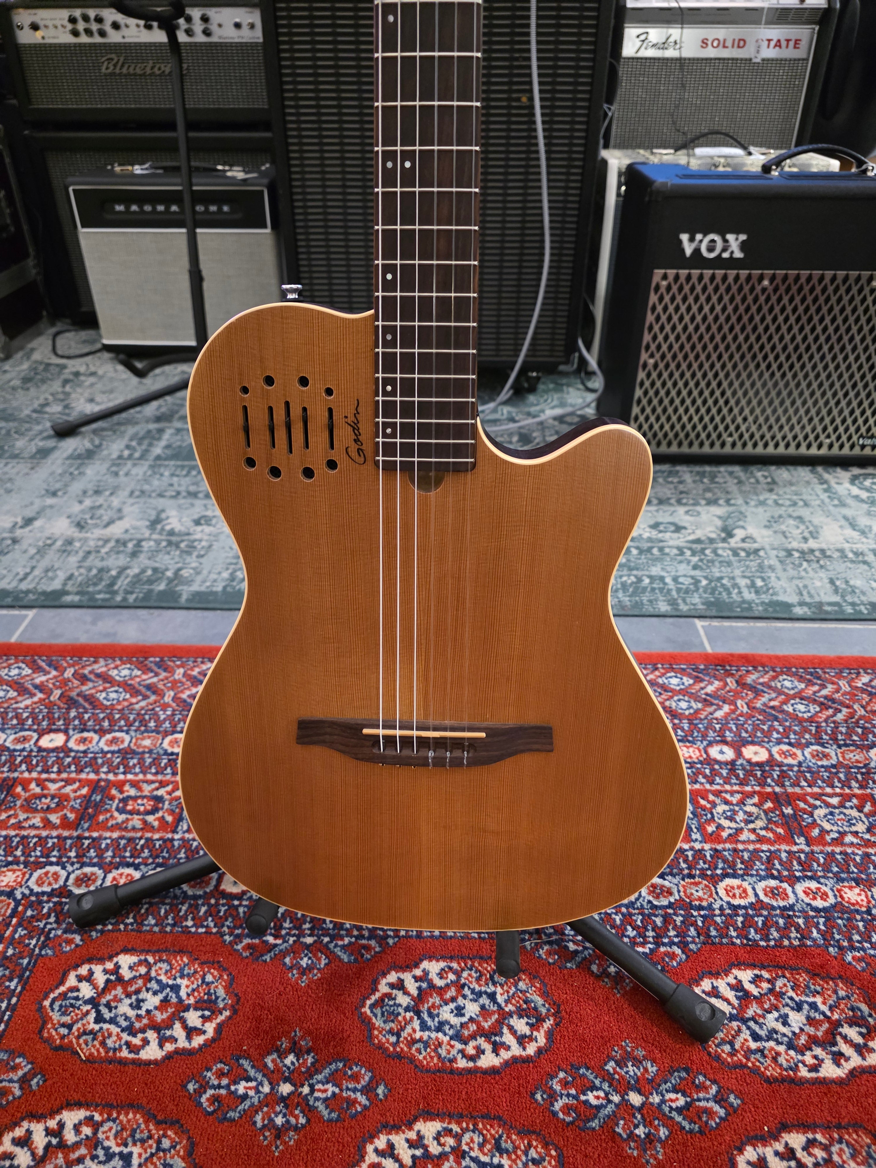 Godin Multiac Nylon Encore