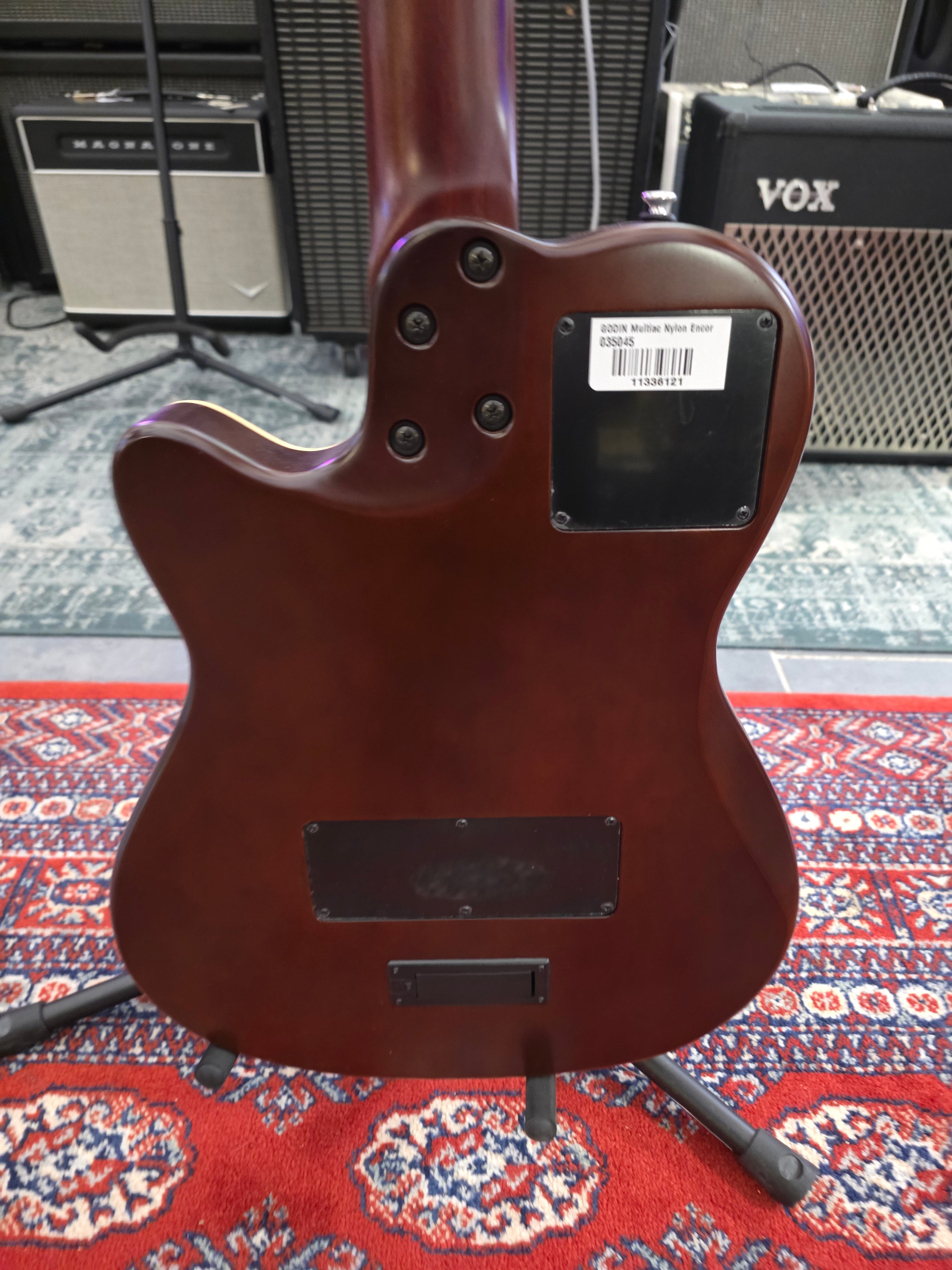Godin Multiac Nylon Encore