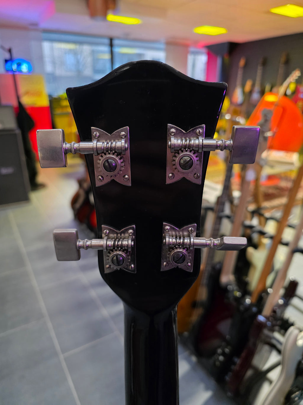 Hofner 500/6 1966