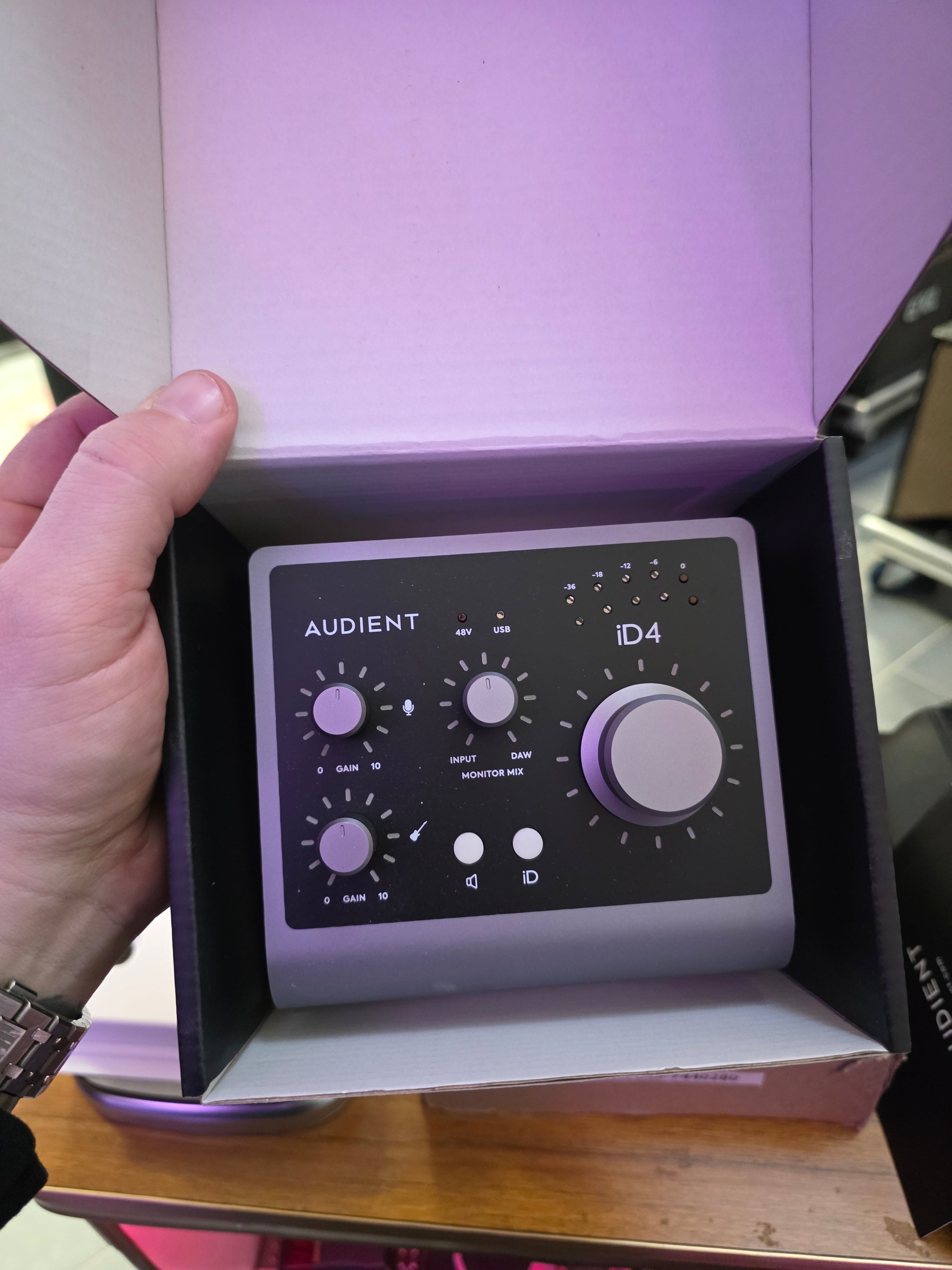 Audient iD4