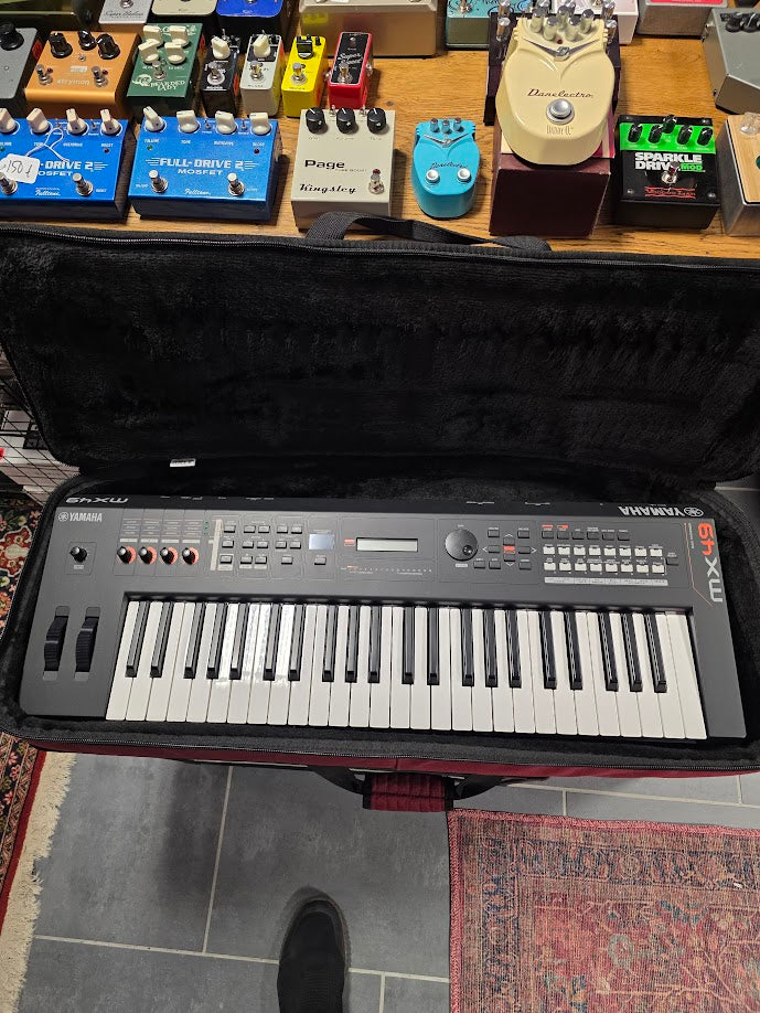 Yamaha MX49