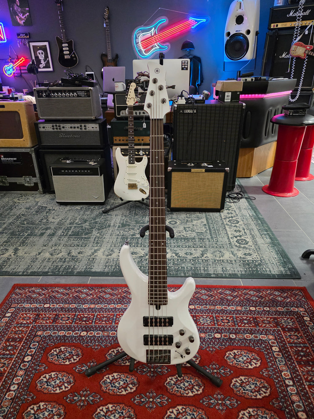 Yamaha TRBX305