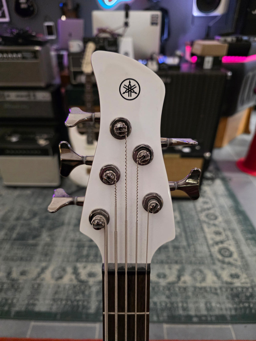 Yamaha TRBX305