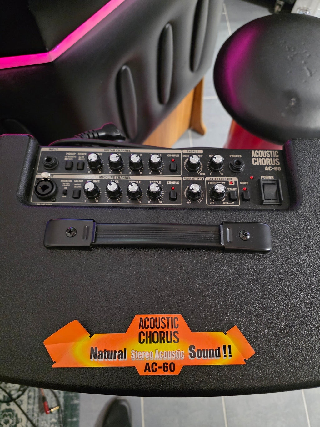 Roland Acoustic Chorus AC-60