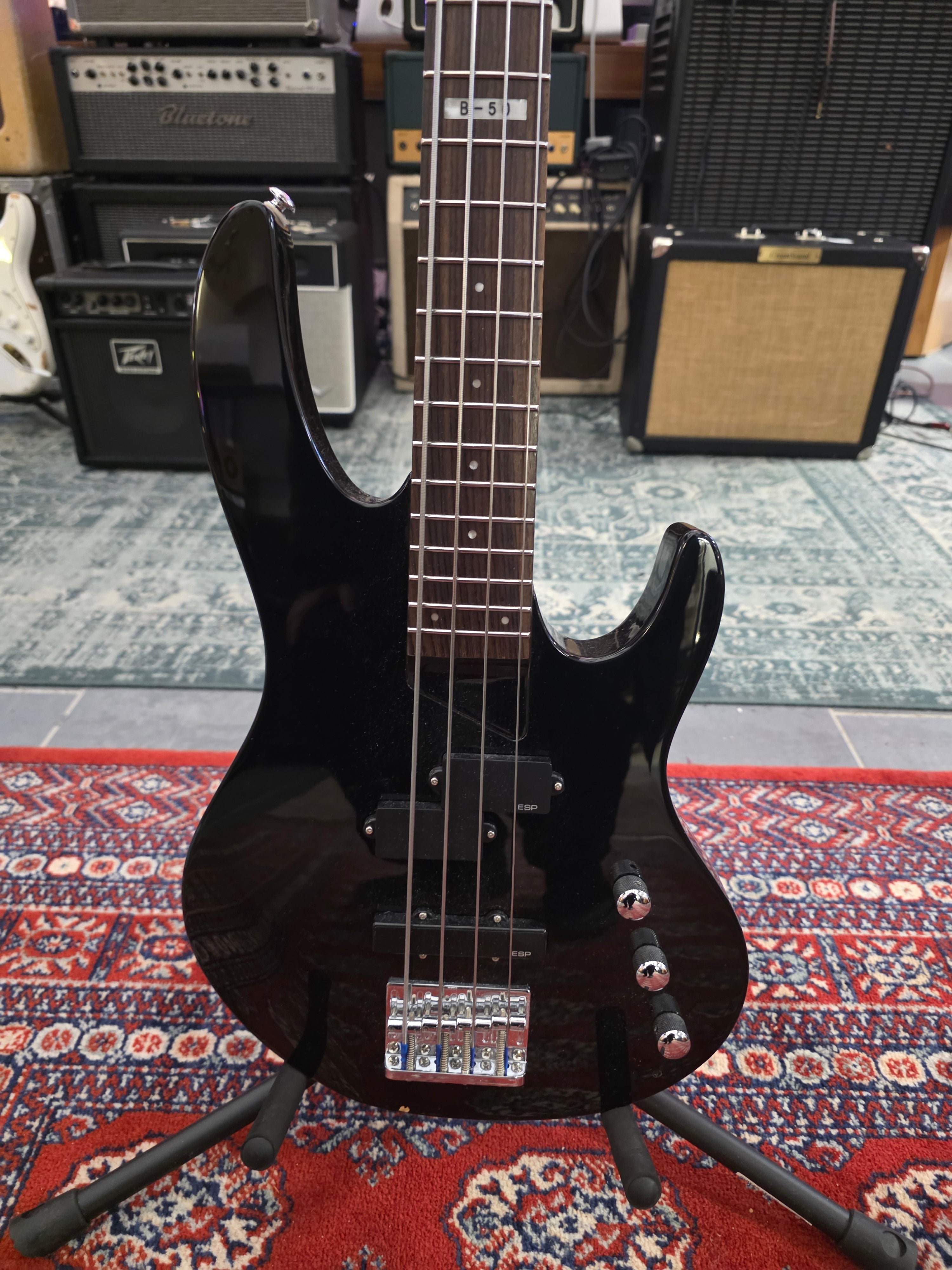 ESP LTD B-50 – Tonefest Guitar Gallery