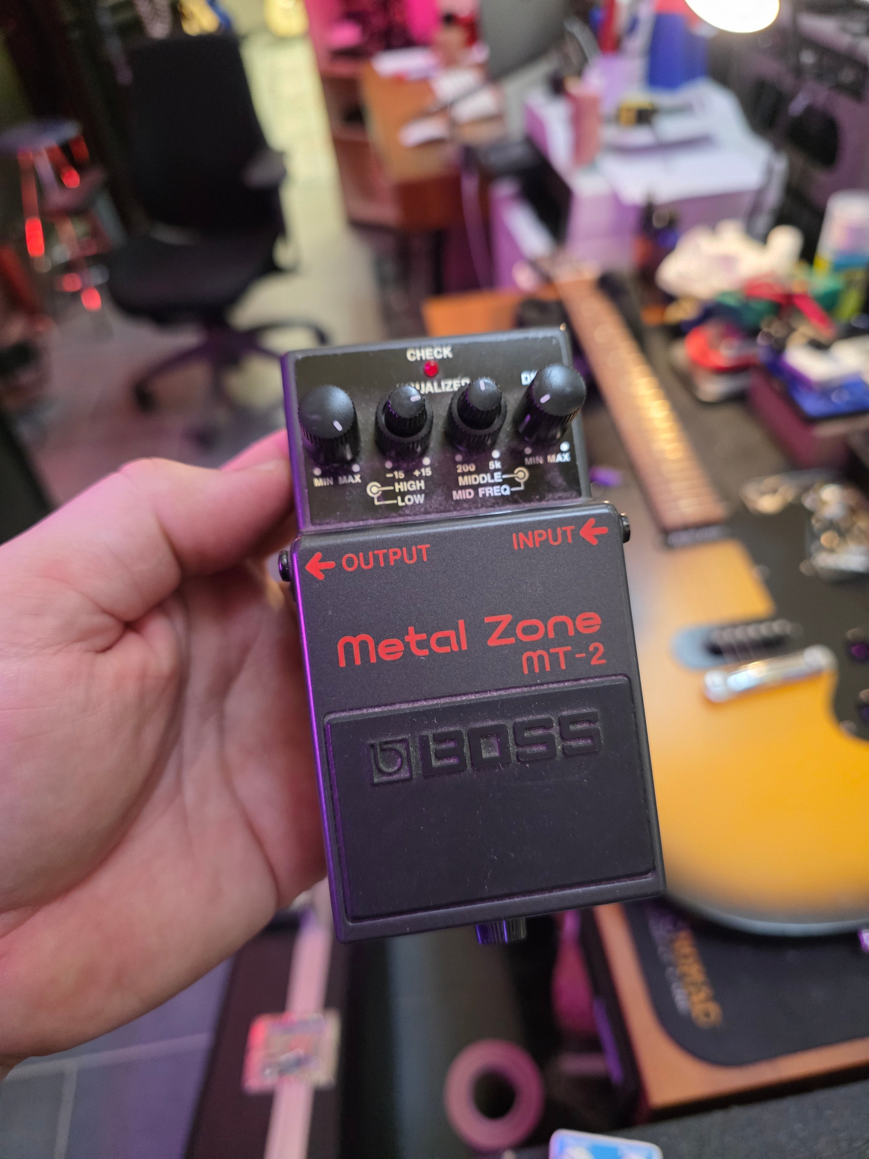 Boss MT-2