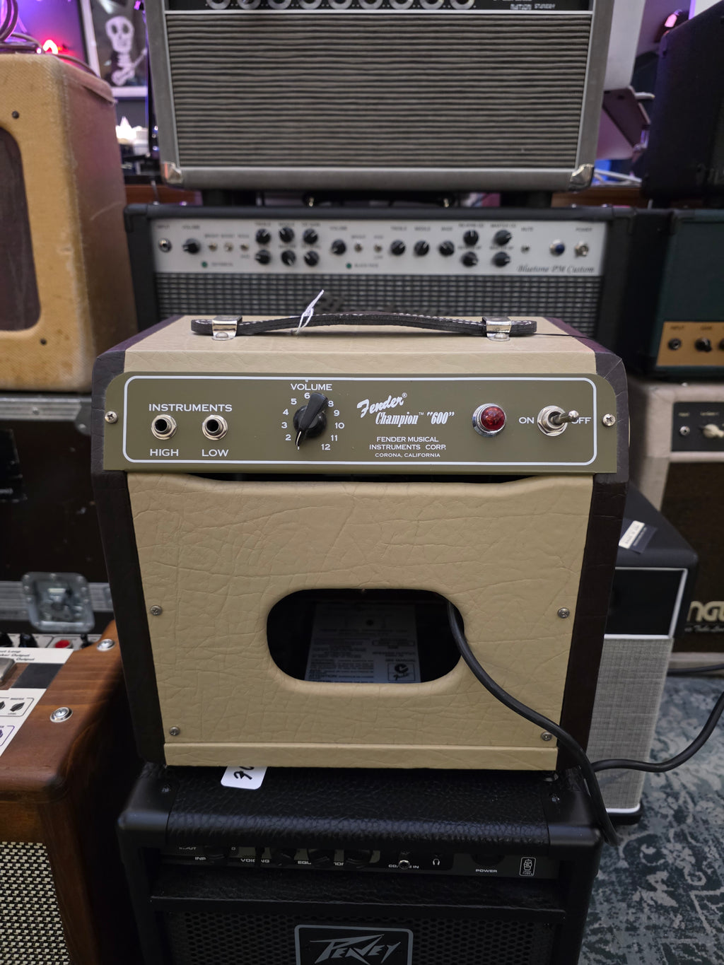 Fender Champion 600 5-Watt 1x6" Guitar Combo