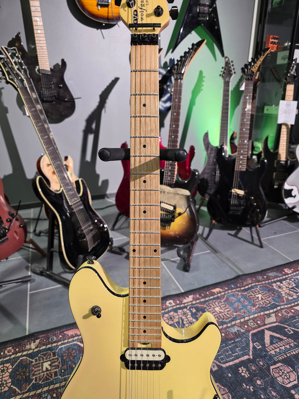 EVH Wolfgang Special Vintage White Made in Mexico