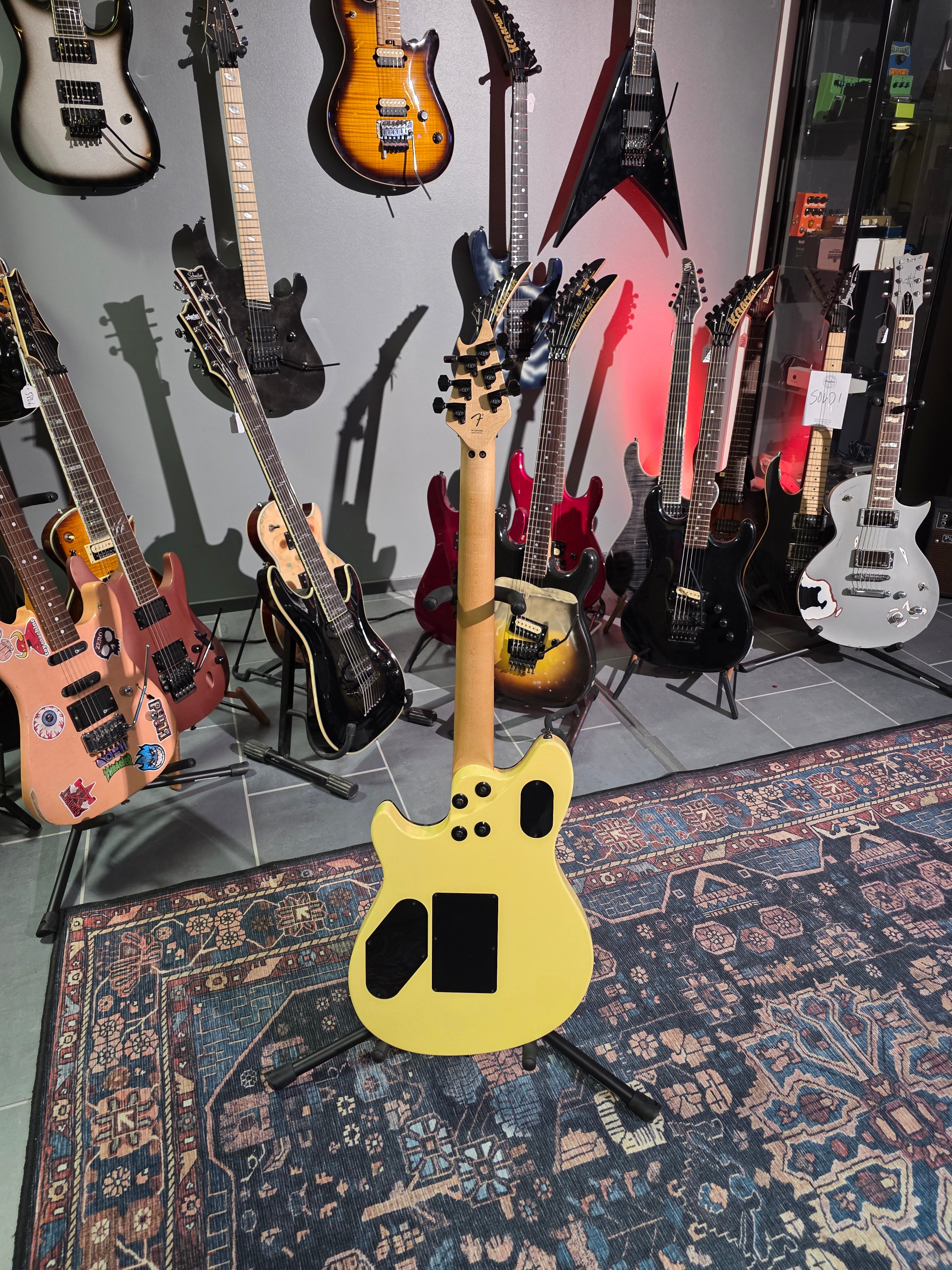EVH Wolfgang Special Vintage White Made in Mexico