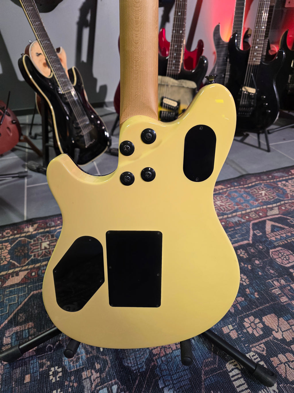 EVH Wolfgang Special Vintage White Made in Mexico