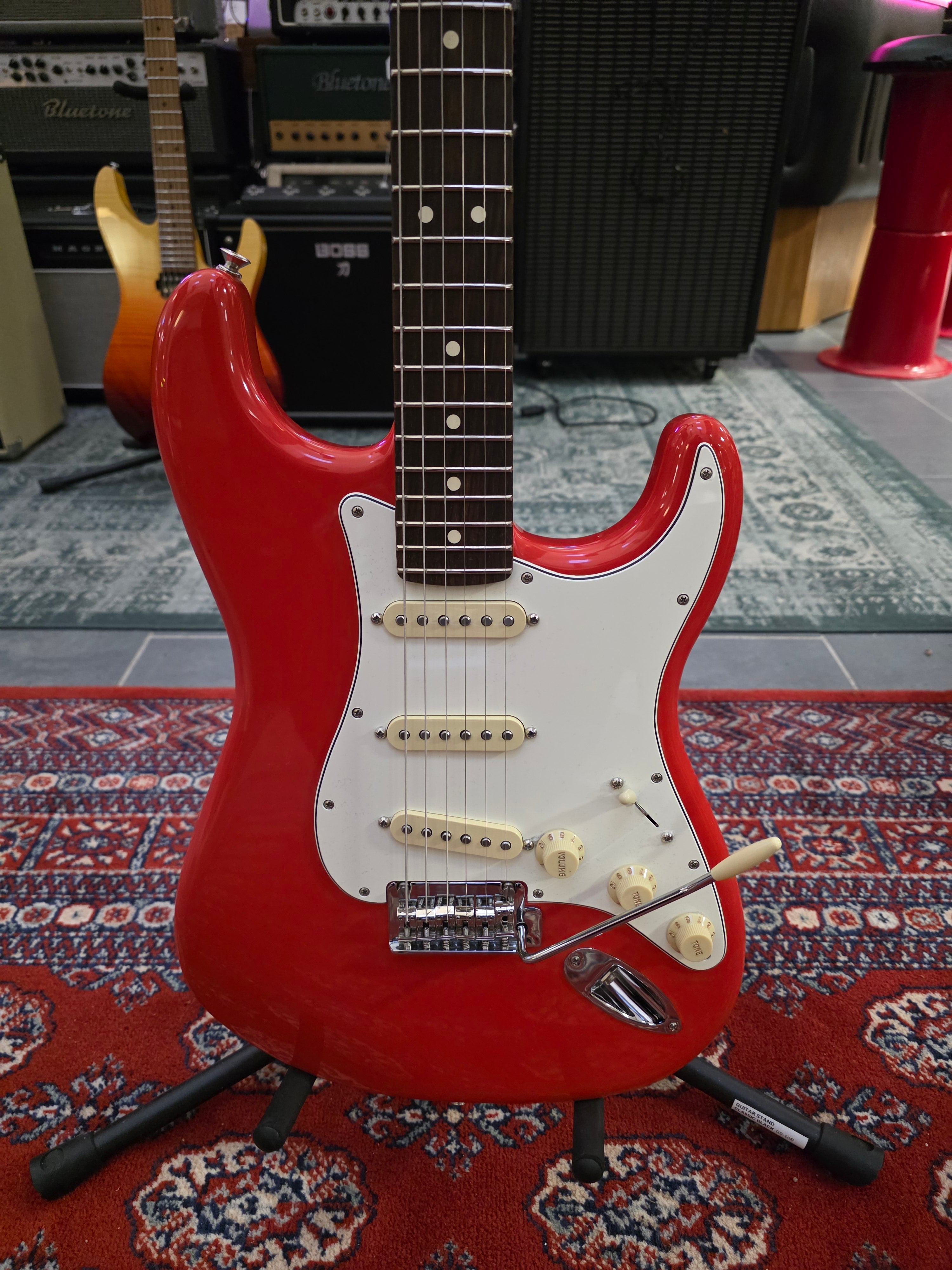 Fender Player II Stratocaster Coral Red
