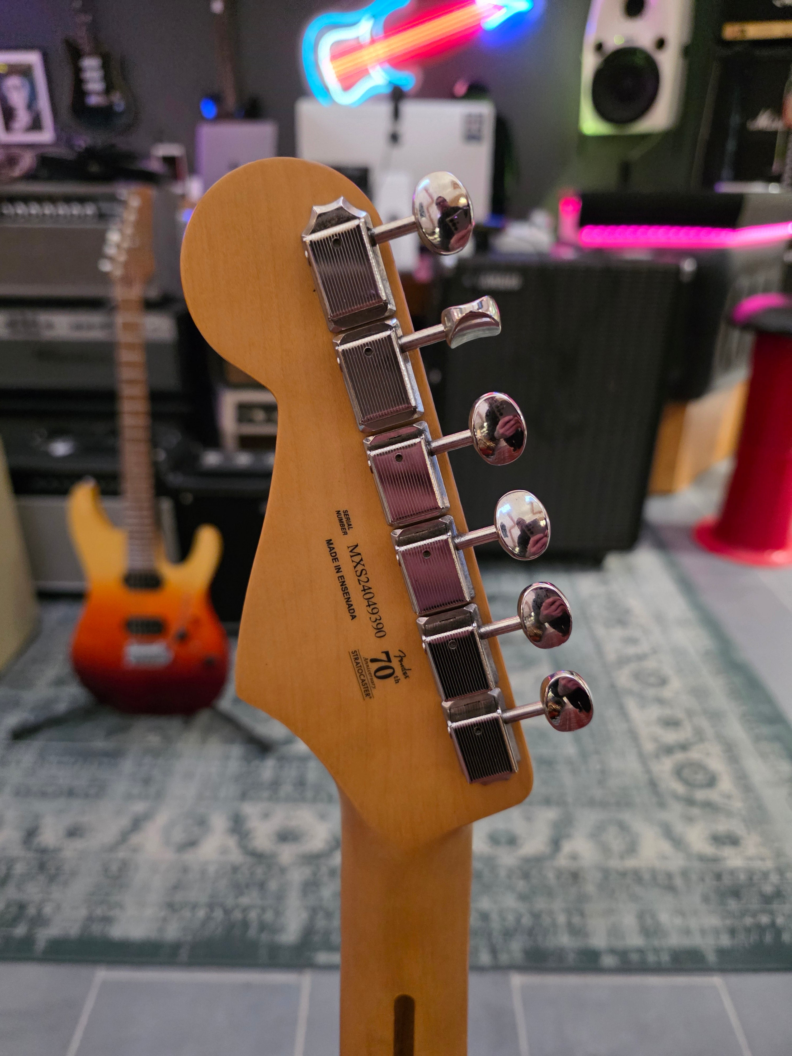 Fender Player II Stratocaster Coral Red